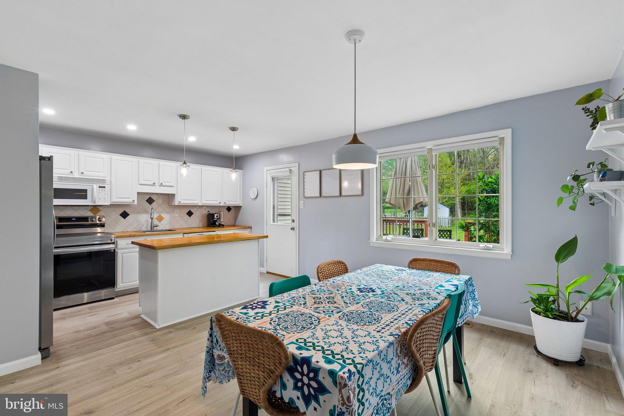 LAFAYETTE HILL - Residential