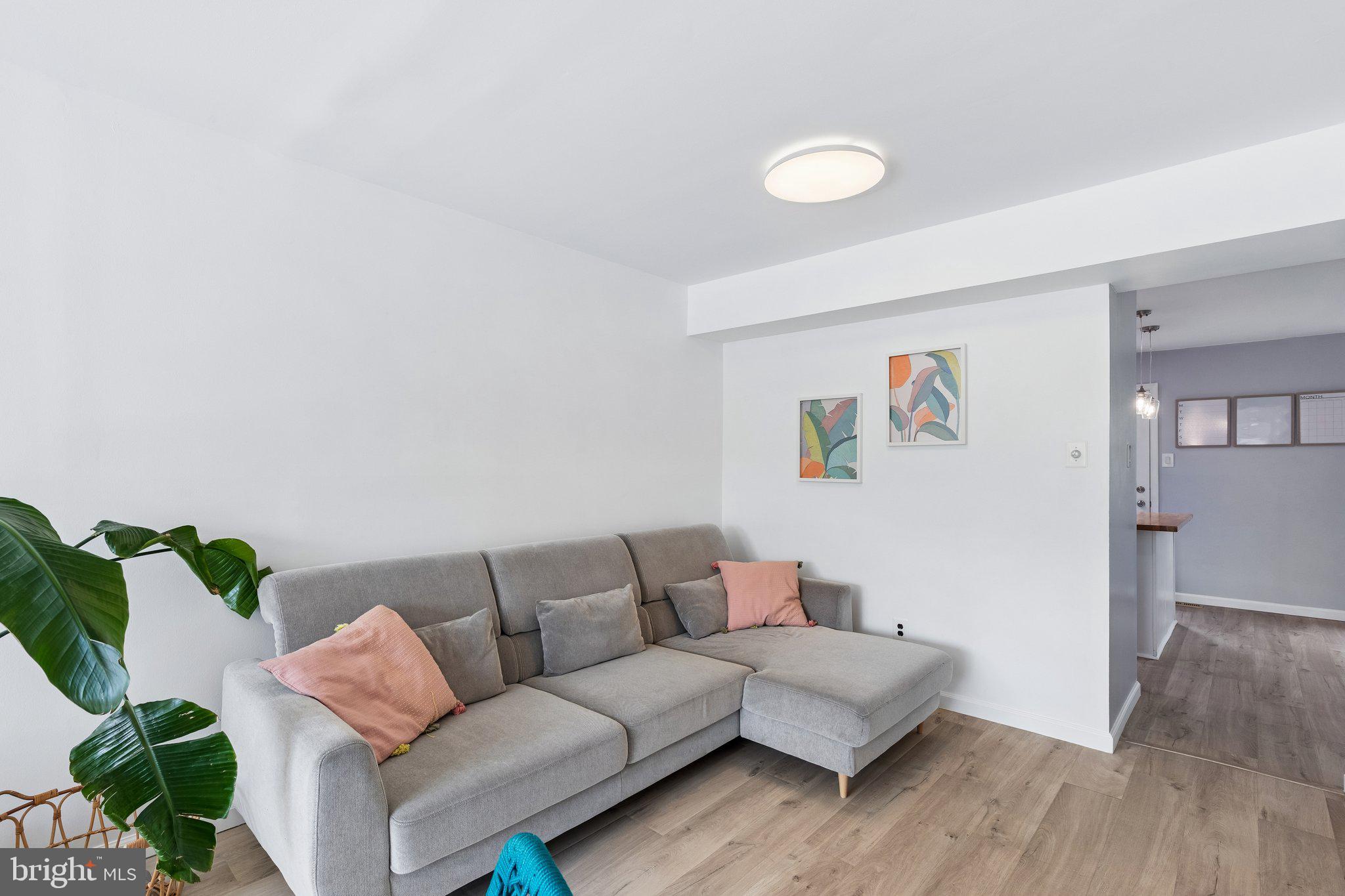 LAFAYETTE HILL - Residential