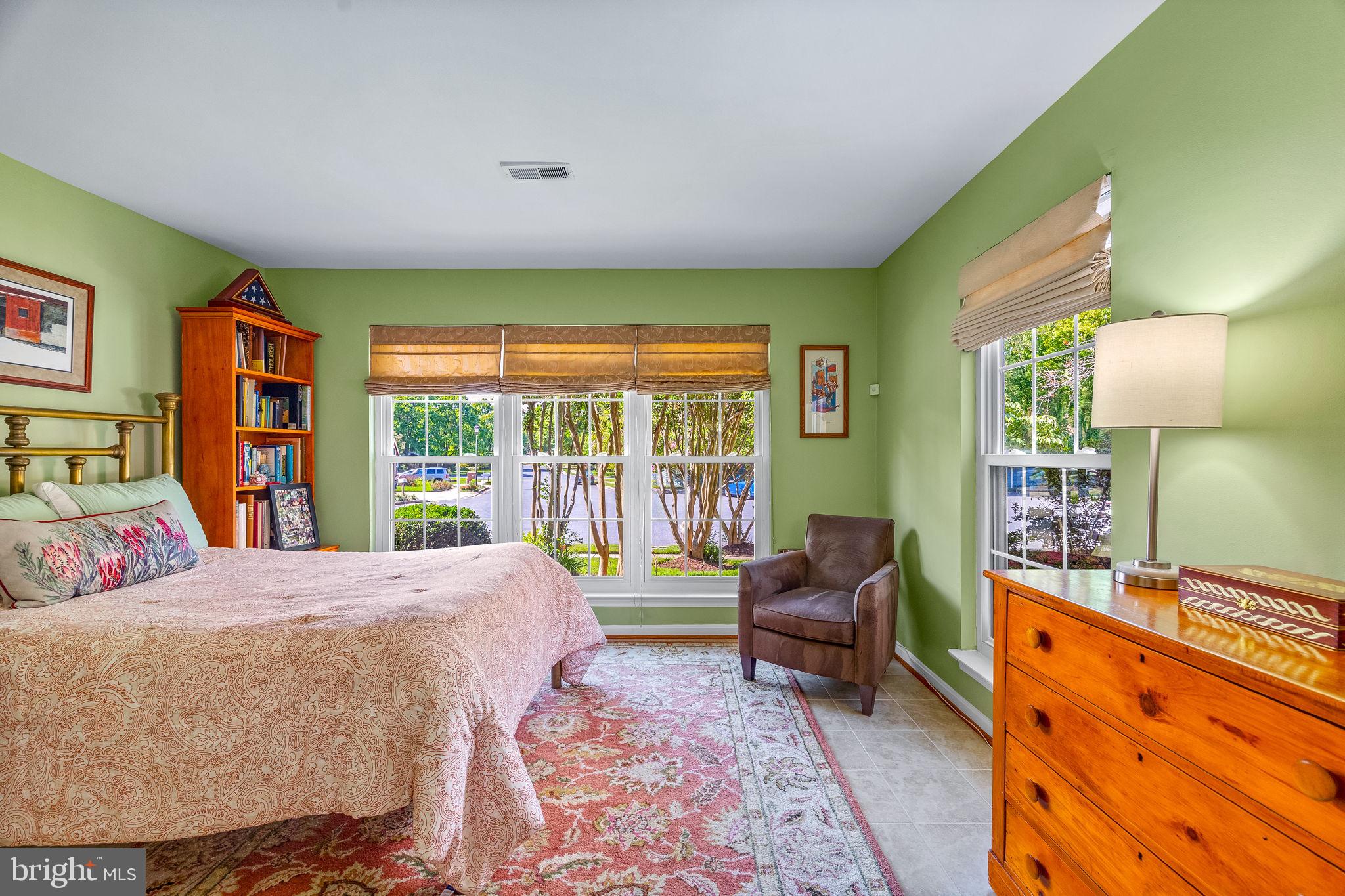 MARINERS POINT - Residential