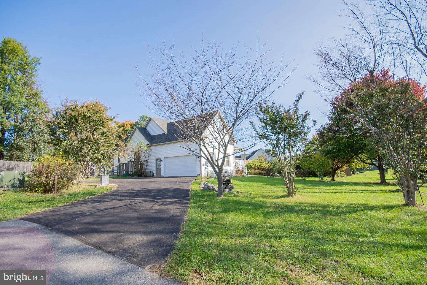 CLAYMONT CHASE - Residential