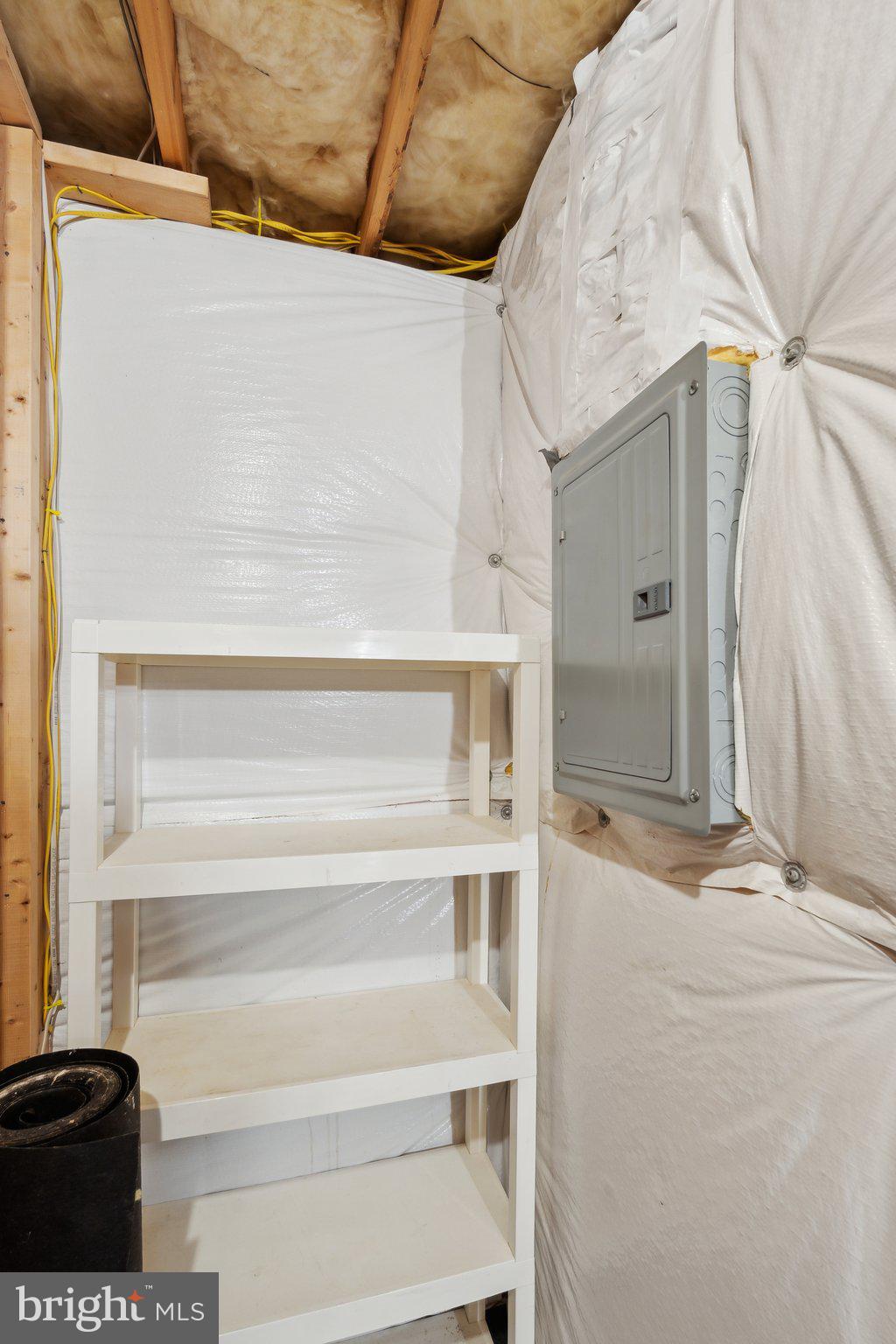 CLAYMONT CHASE - Residential