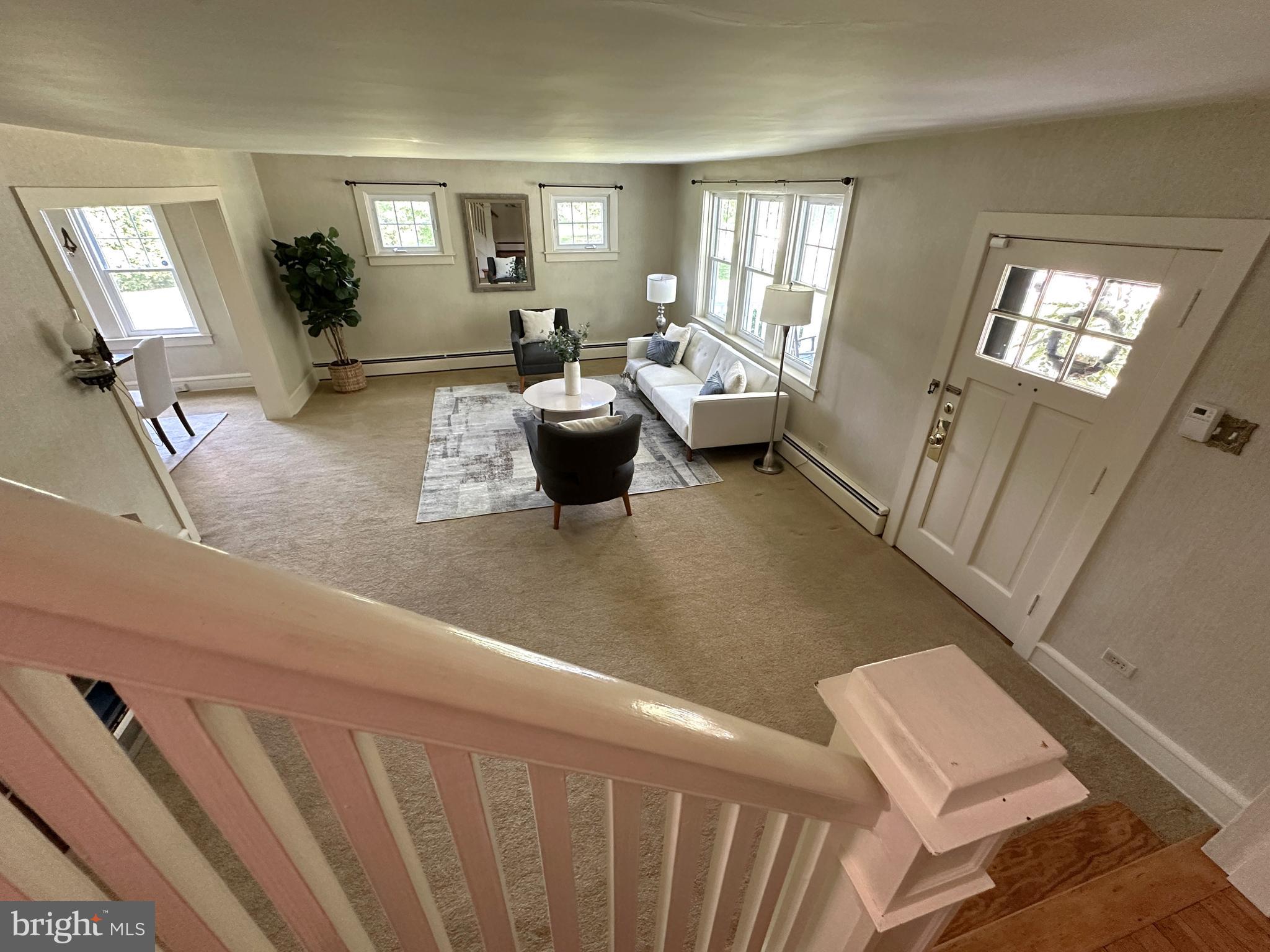 206 CHESTNUT LANE