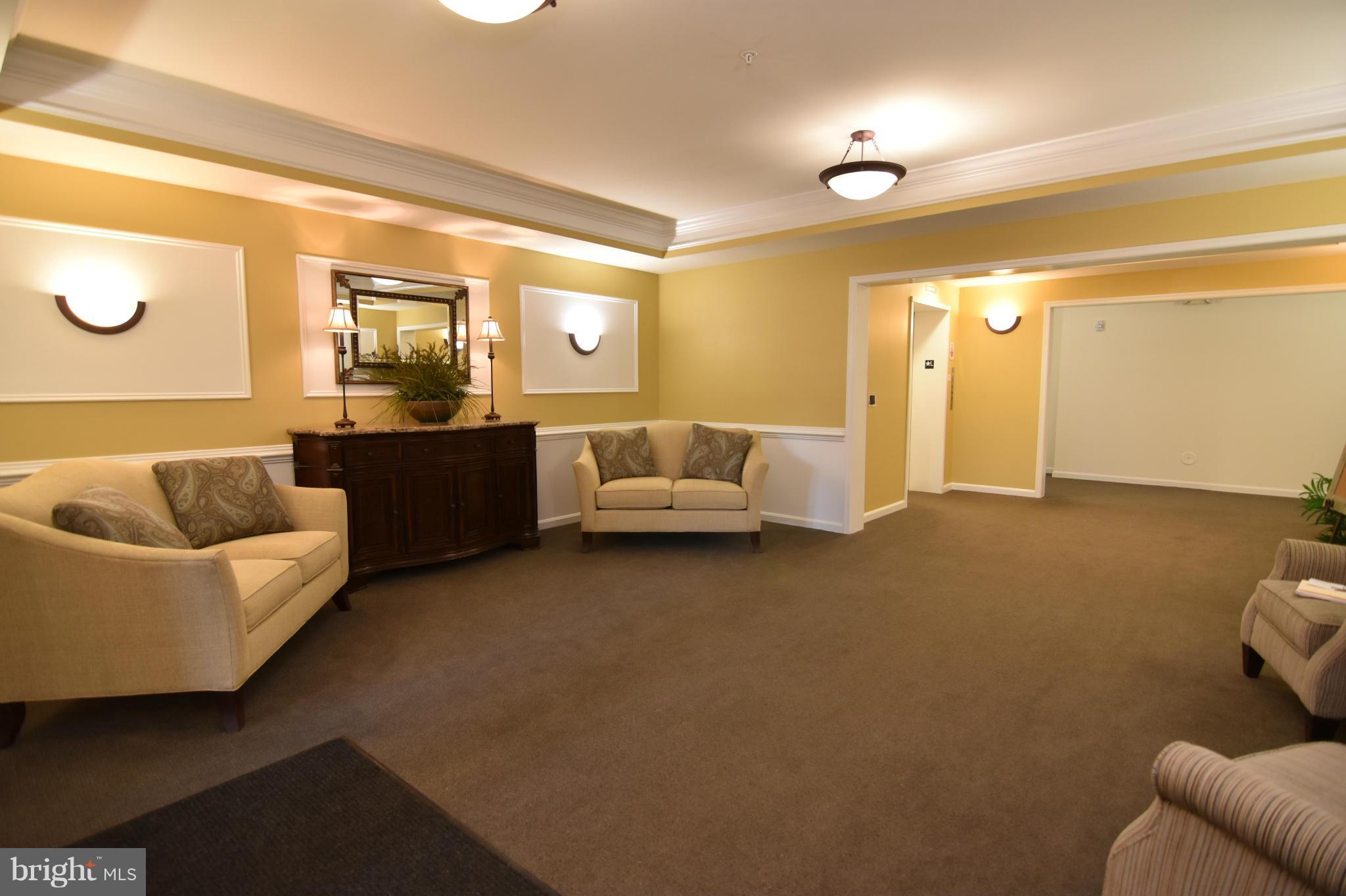 RESIDENCES AT WILDEWOOD - Residential Lease