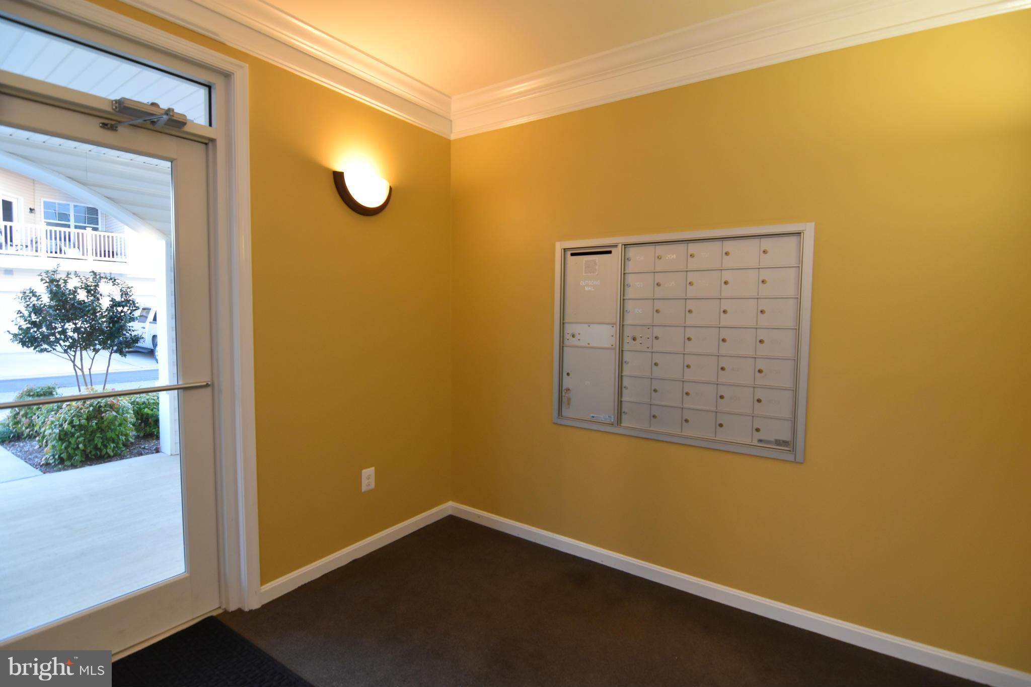 RESIDENCES AT WILDEWOOD - Residential Lease