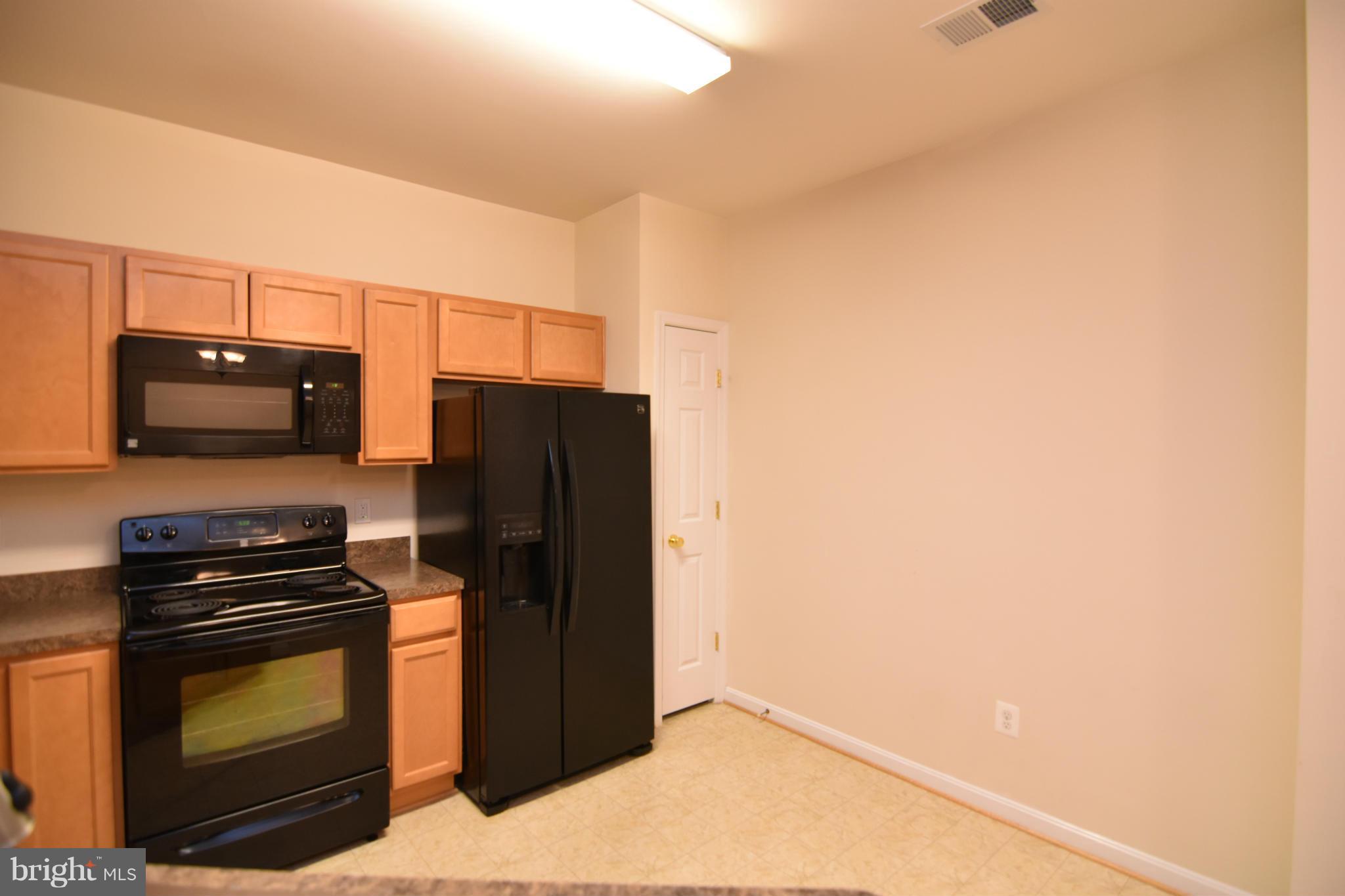 RESIDENCES AT WILDEWOOD - Residential Lease