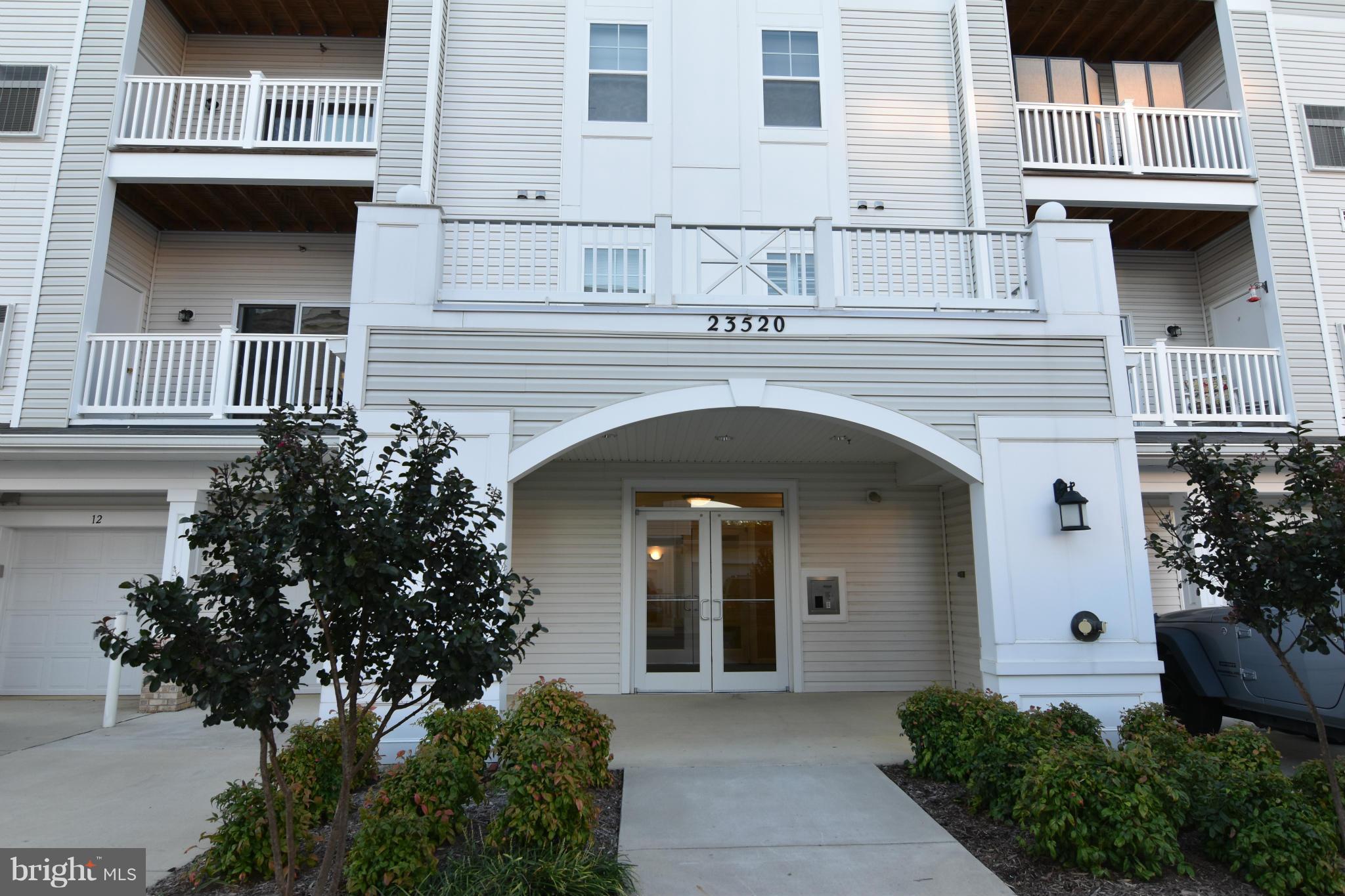 RESIDENCES AT WILDEWOOD - Residential Lease