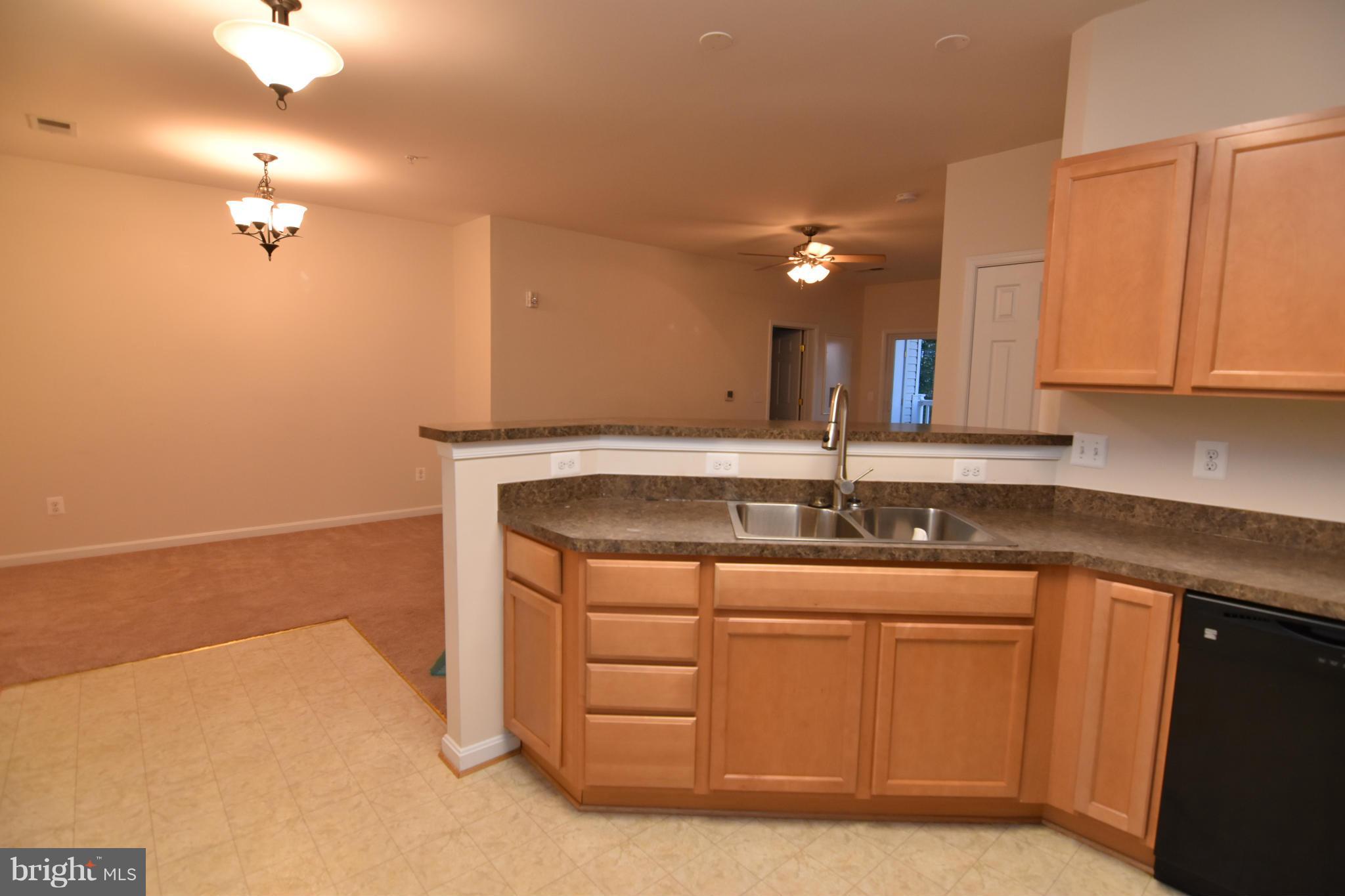 RESIDENCES AT WILDEWOOD - Residential Lease