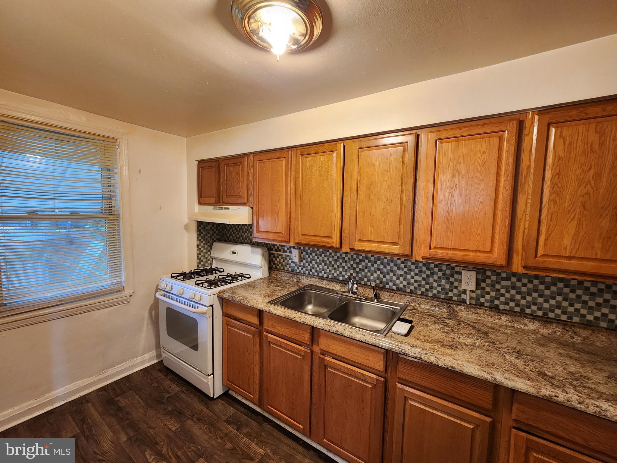 ROSEMONT - Residential