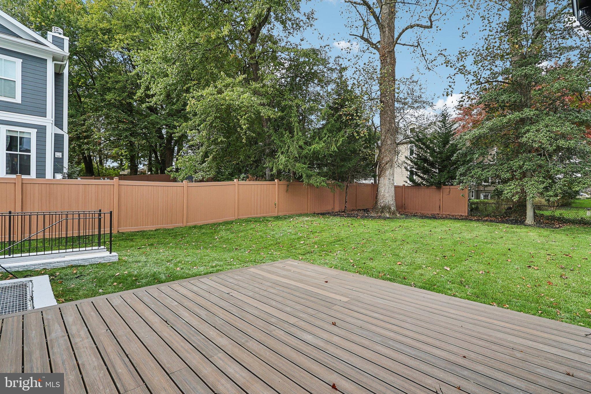 VIENNA WOODS - Residential