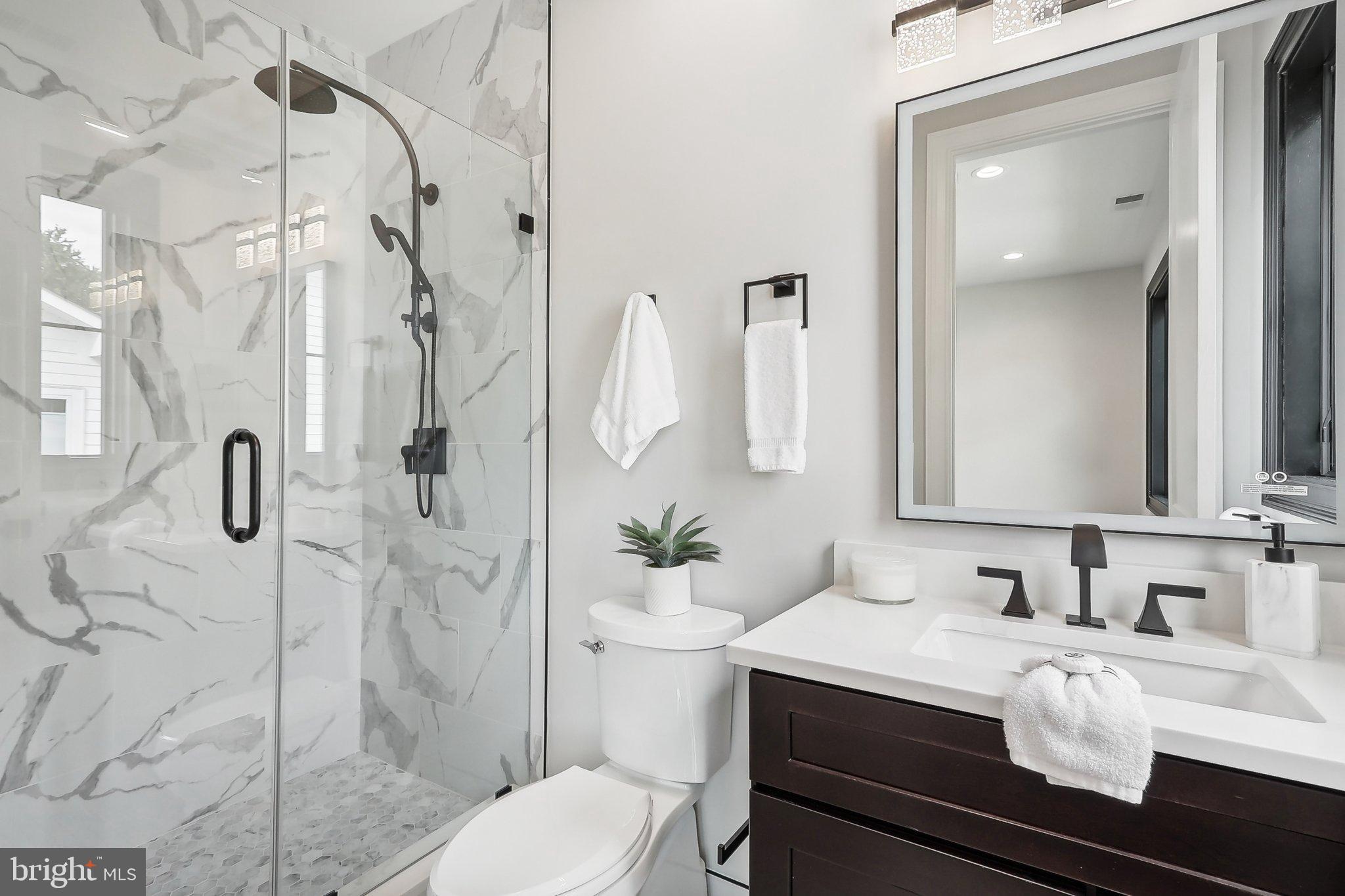 VIENNA WOODS - Residential