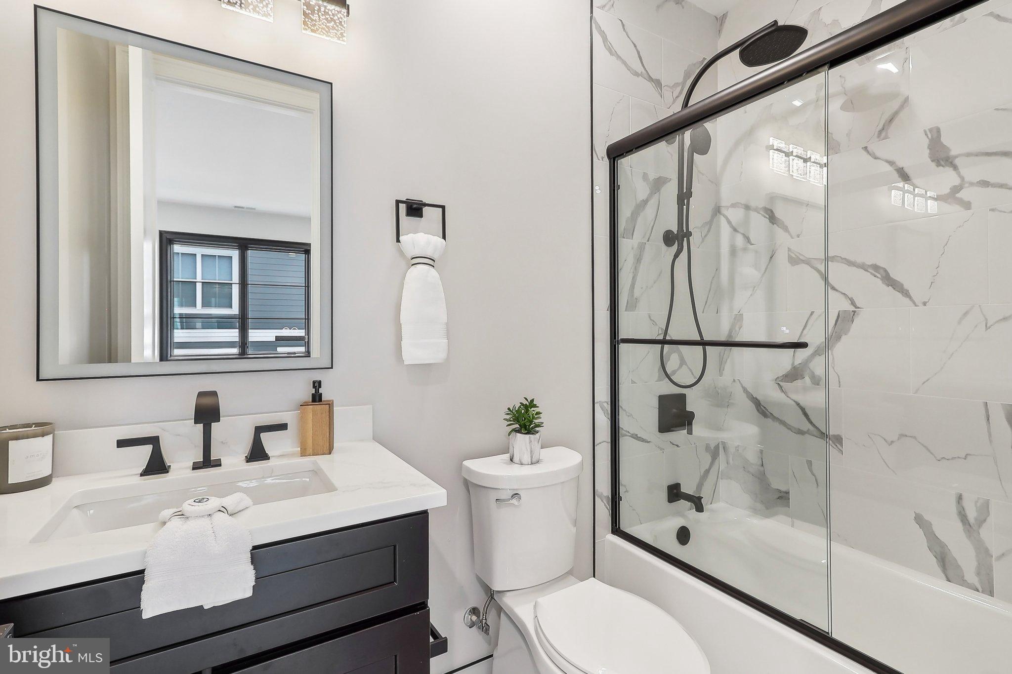 VIENNA WOODS - Residential