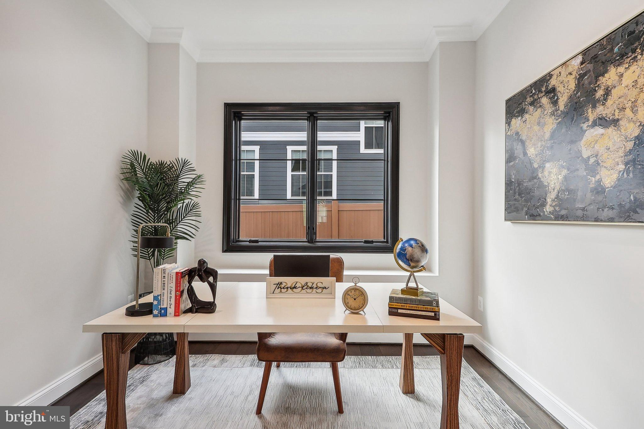 VIENNA WOODS - Residential