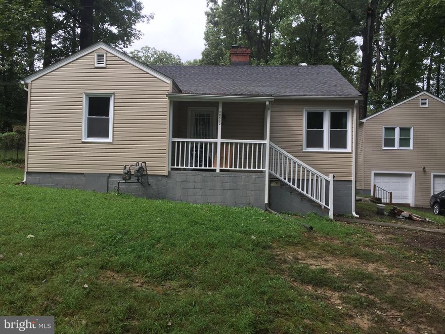 This rental is for the main house only. 3 BR 1 BA rambler has been upgraded and is ready to move in. Tenant is responsible for utilities. No application fee.  Apply today ABSOLUTELY FOR FREE!