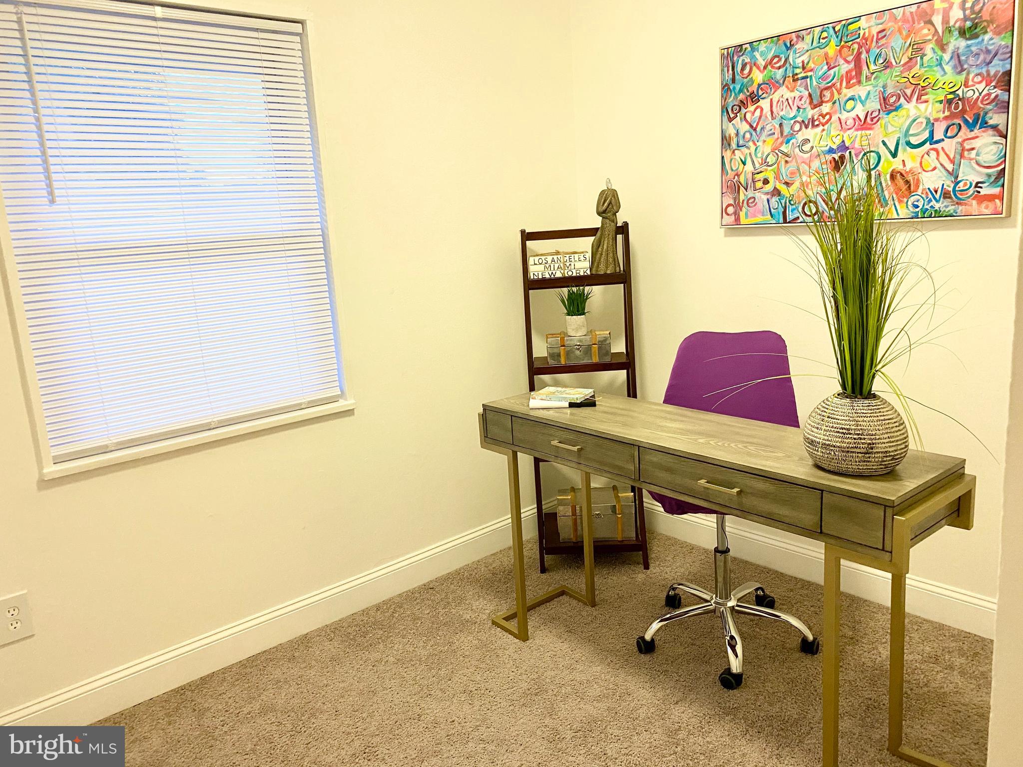 SOUTH LAWN - Residential Lease