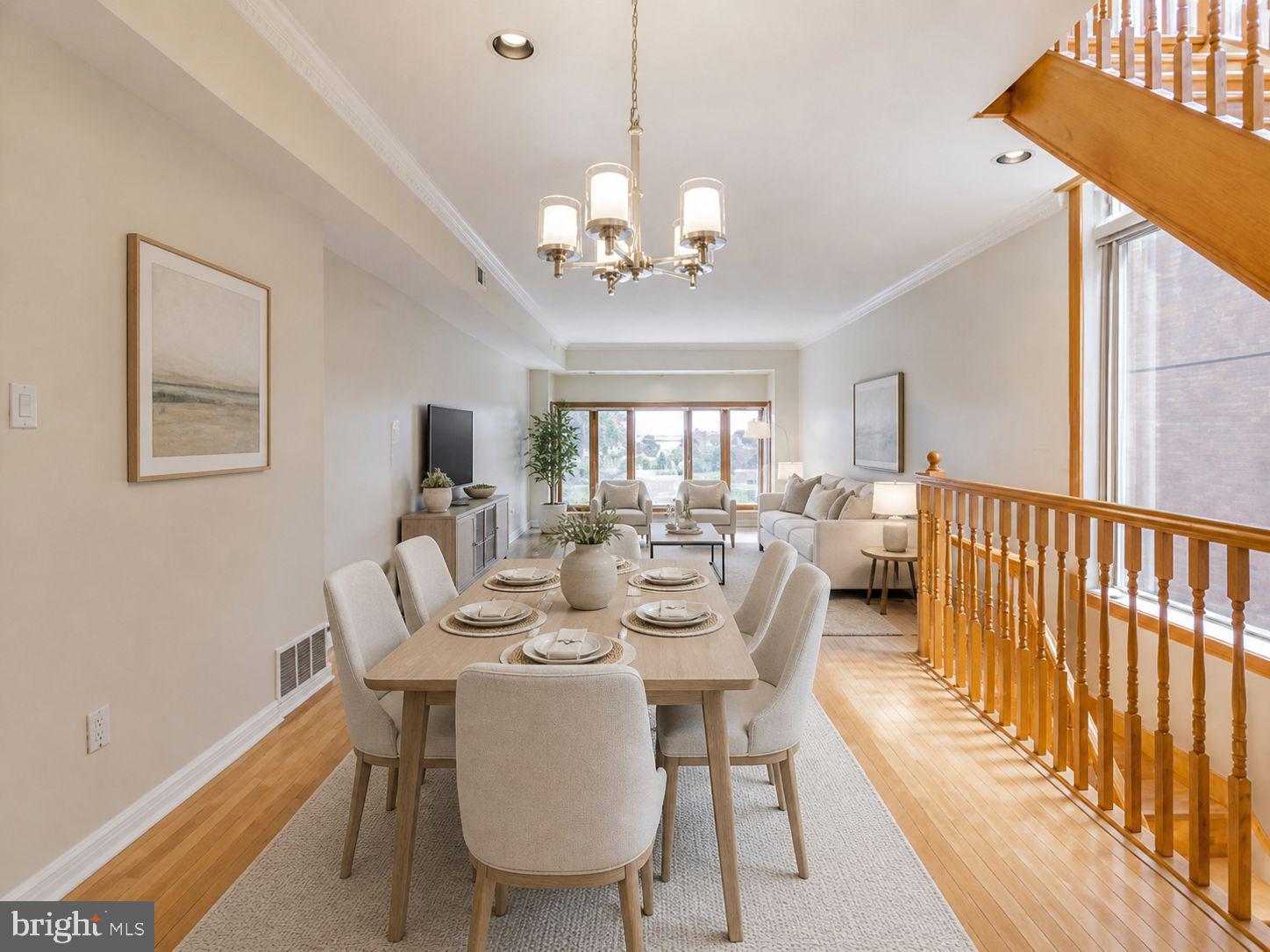 QUEEN VILLAGE - Residential