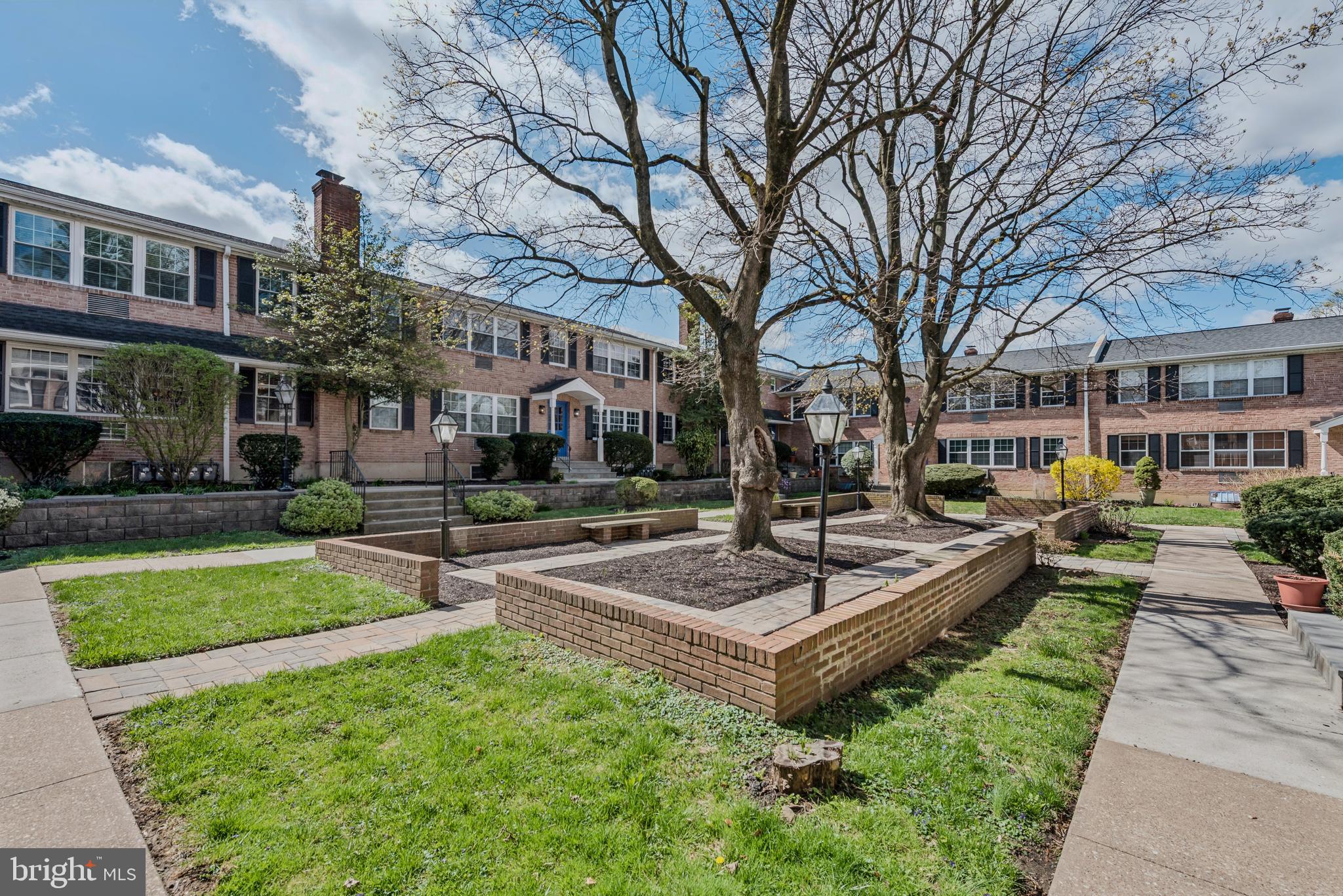 1334 MONTGOMERY AVENUE D4