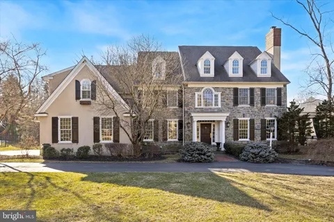 845 Colony Court, Bryn Mawr, PA MLS: PADE2083848