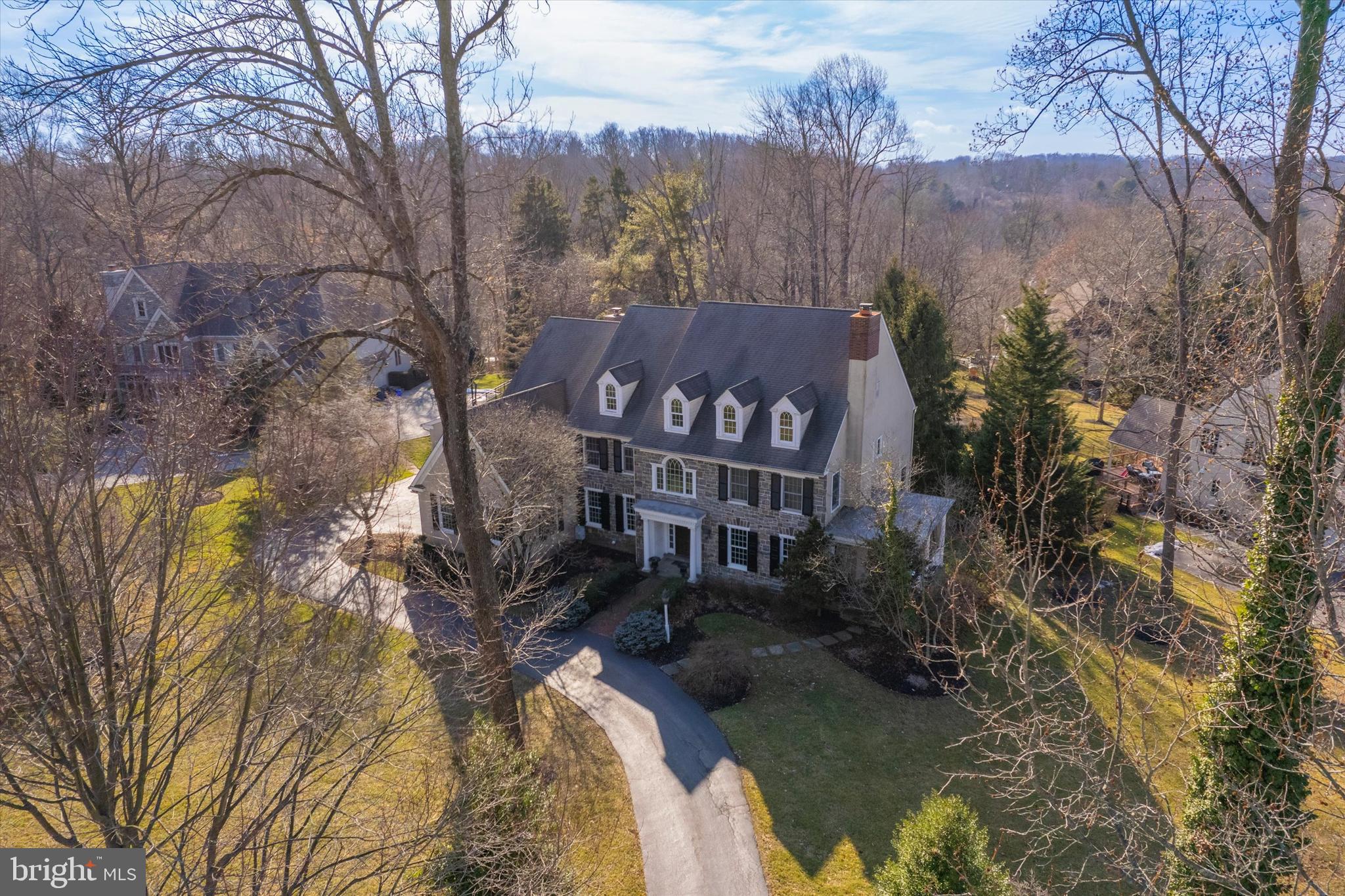845 COLONY COURT