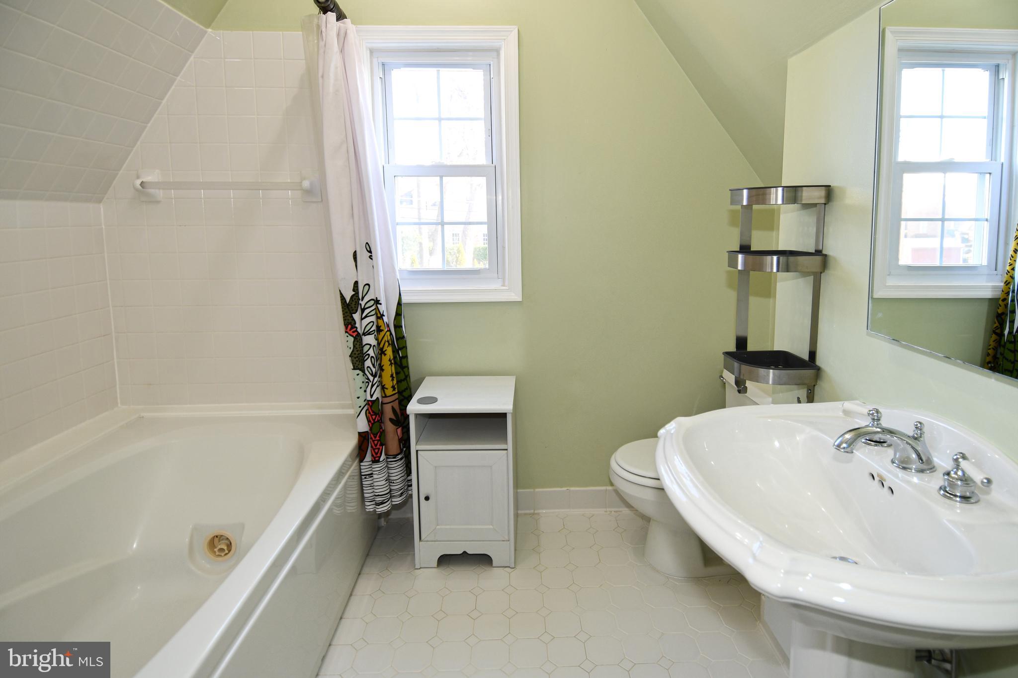 VILLA CRESTA - Residential