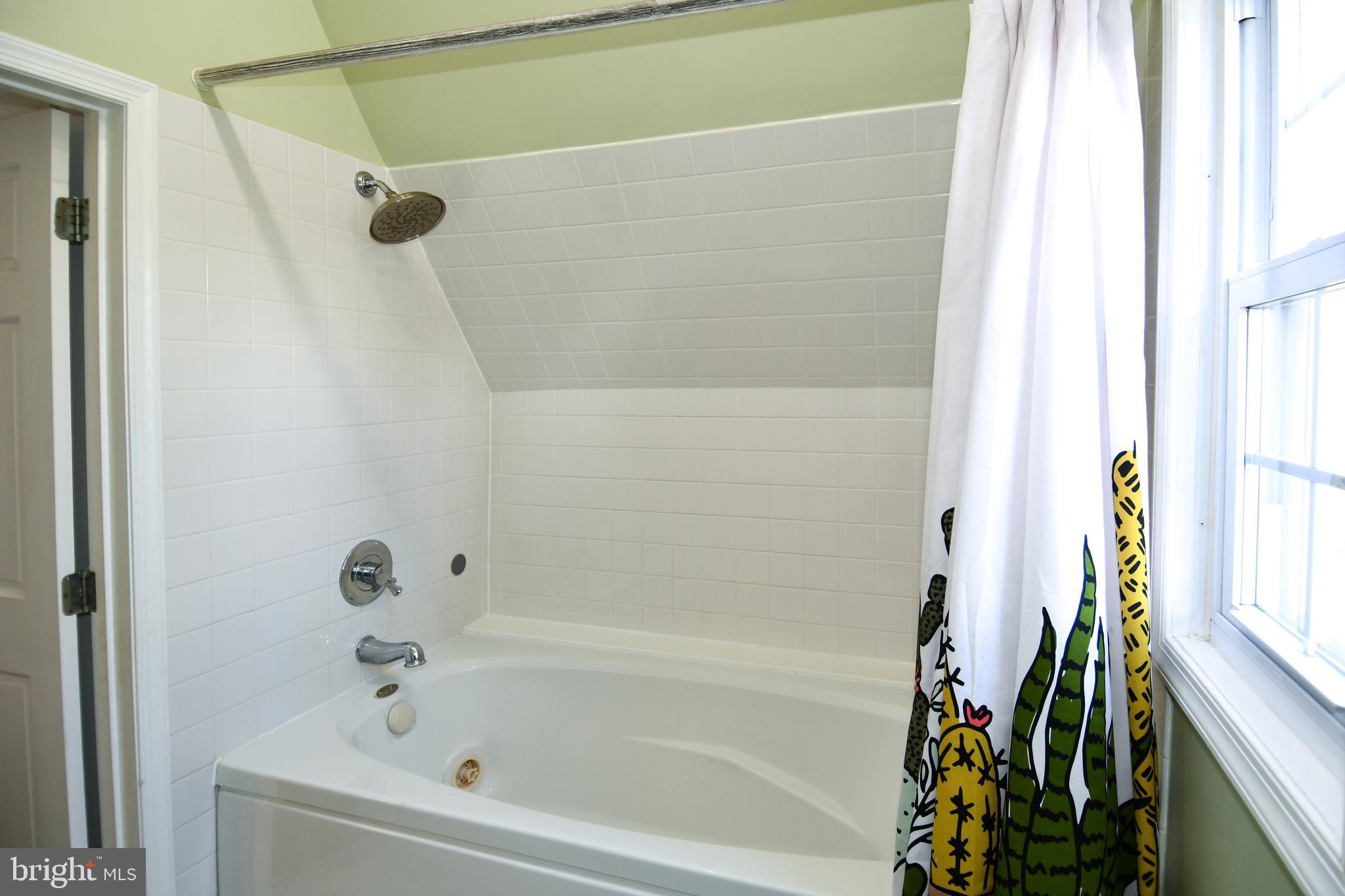 VILLA CRESTA - Residential