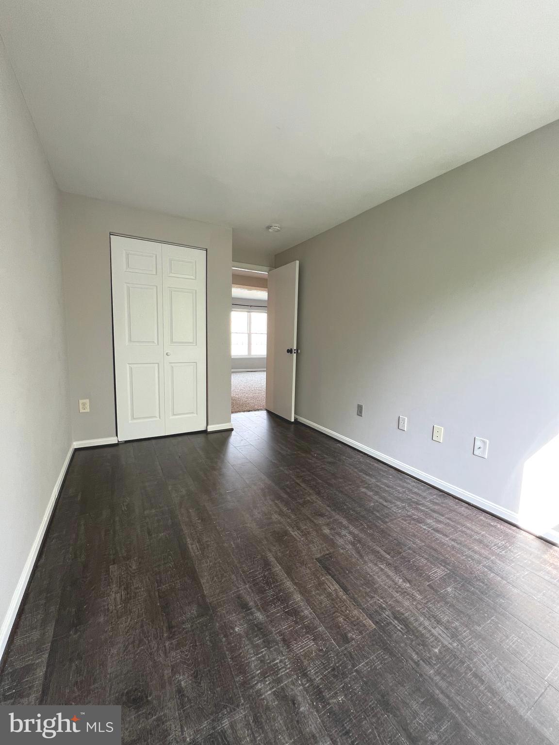 CARROLL PARK MANOR - Residential Lease