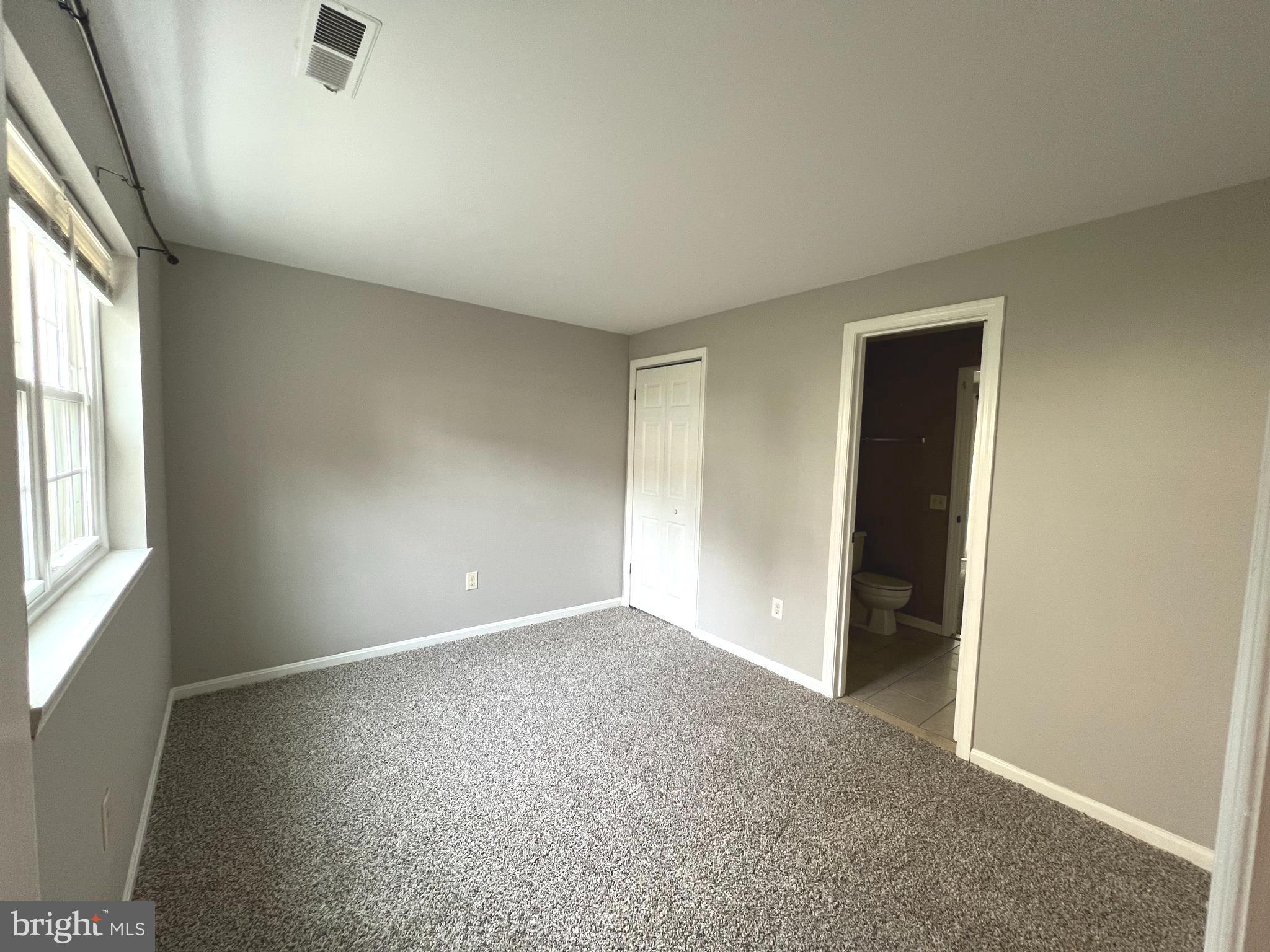 CARROLL PARK MANOR - Residential Lease