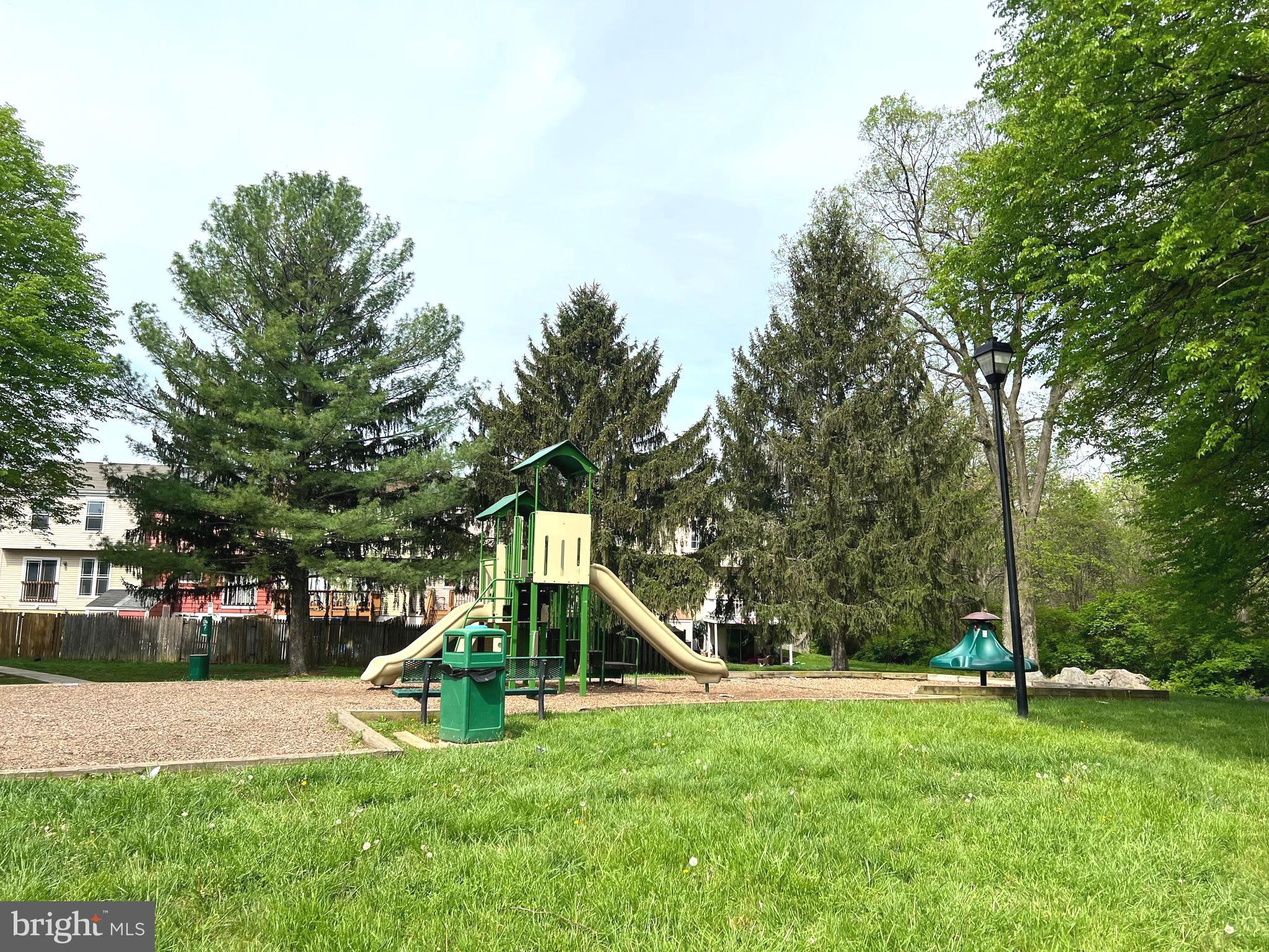 CARROLL PARK MANOR - Residential Lease