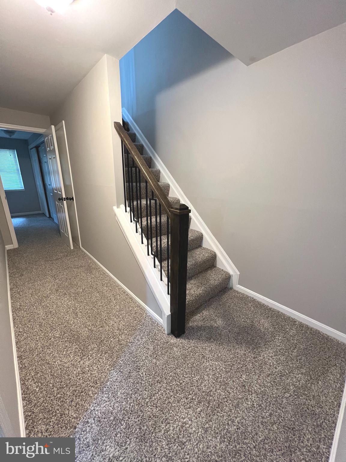 CARROLL PARK MANOR - Residential Lease