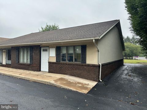 Photo of 940 Century Drive, MECHANICSBURG, PA 17055 (MLS # PACB2056596)