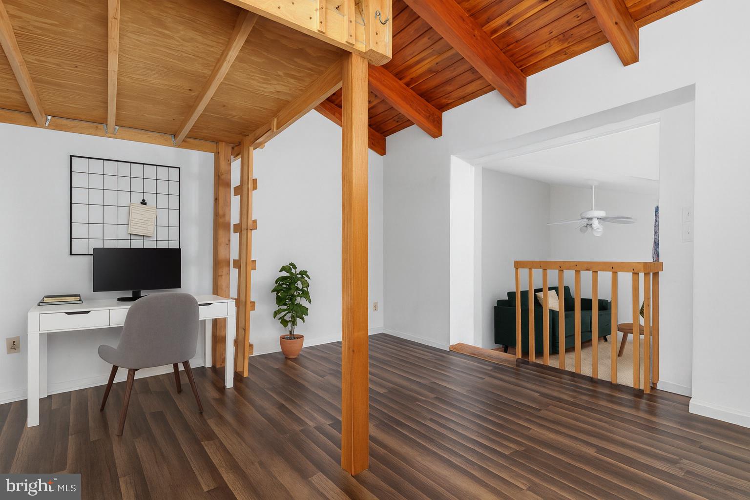 POMPS FARM ESTATES - Residential