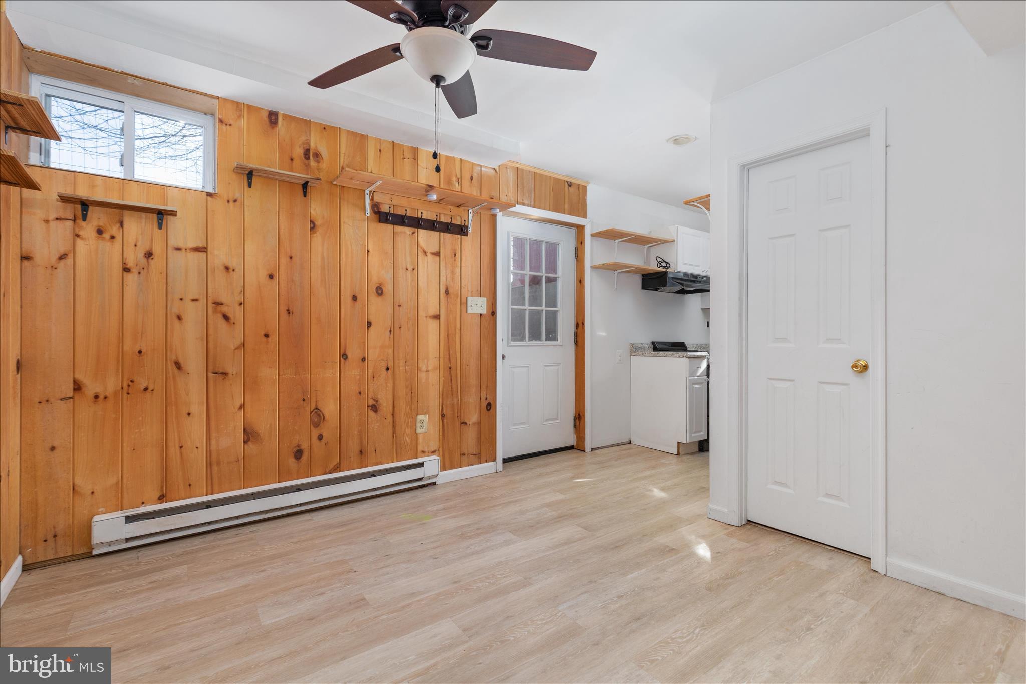 POMPS FARM ESTATES - Residential