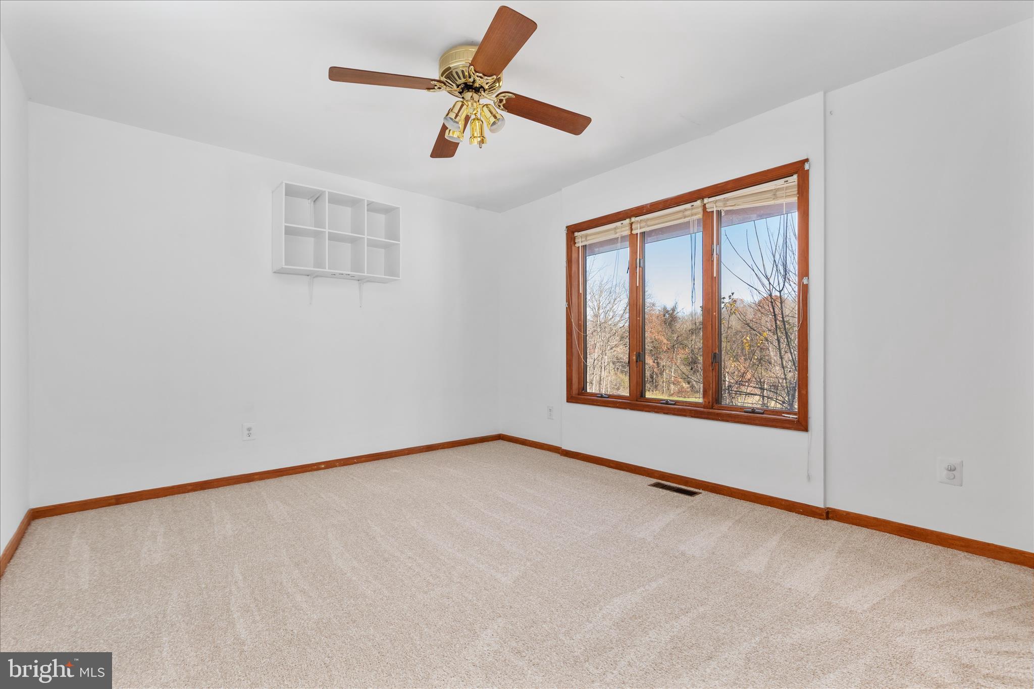 POMPS FARM ESTATES - Residential