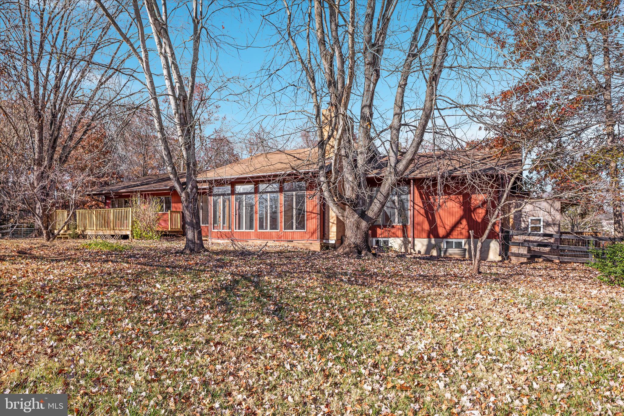 POMPS FARM ESTATES - Residential