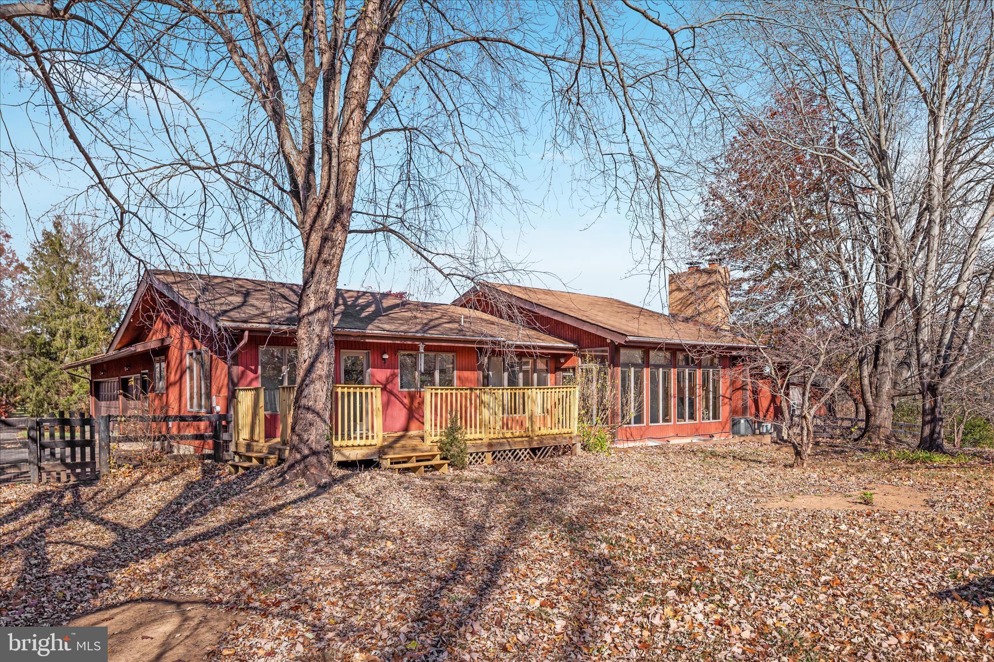 POMPS FARM ESTATES - Residential