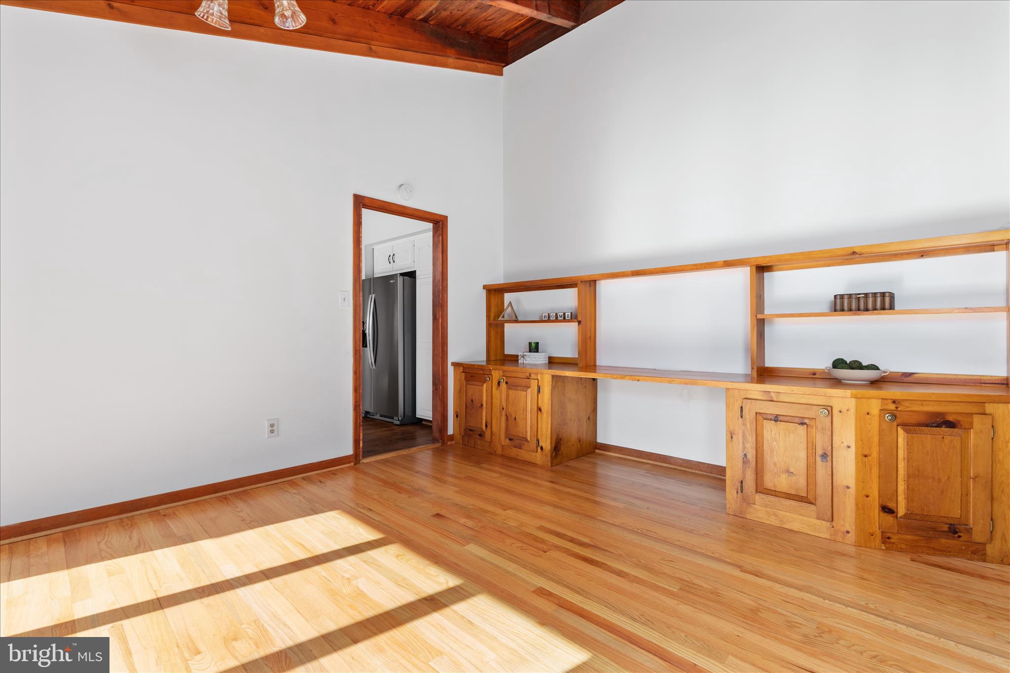 POMPS FARM ESTATES - Residential