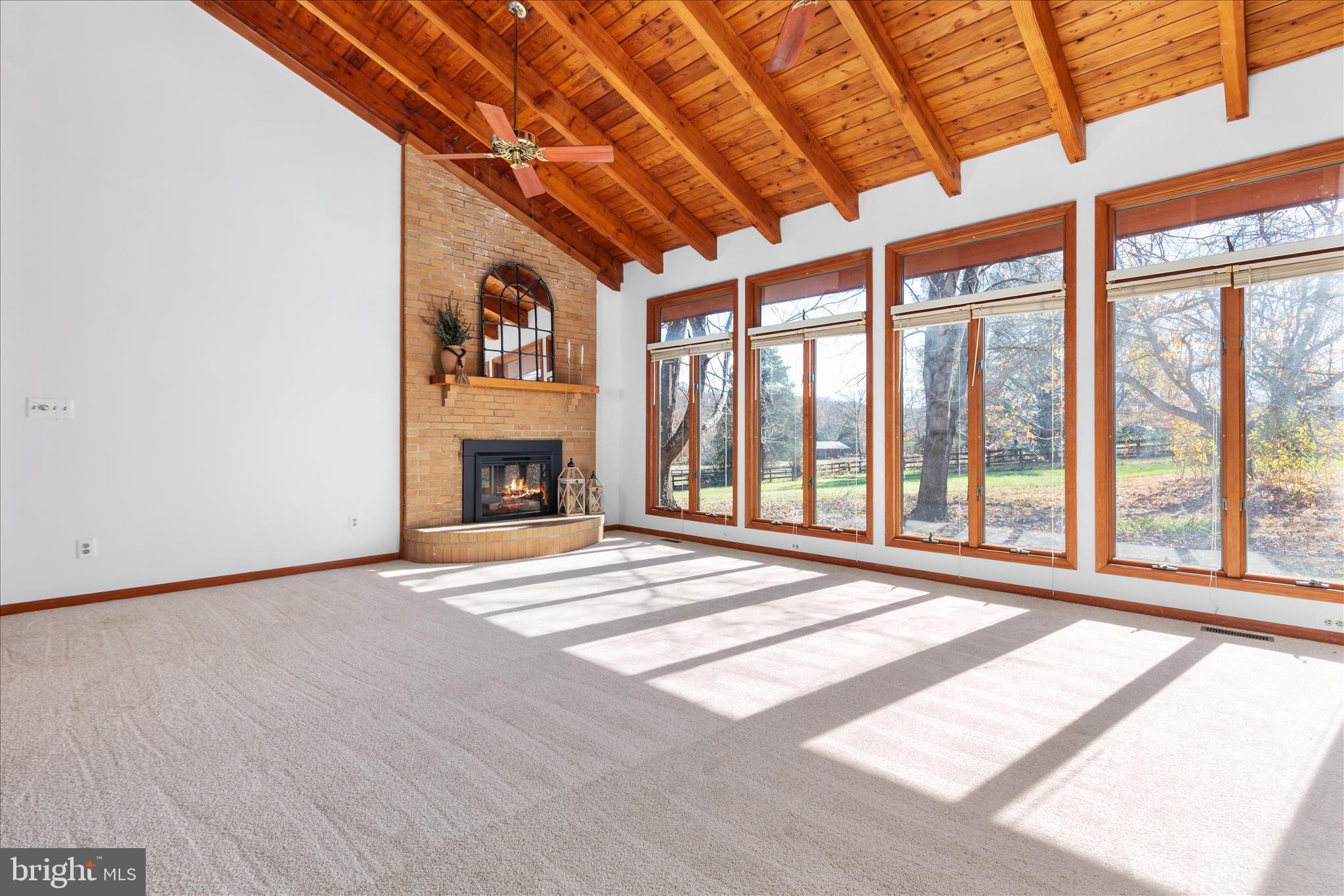 POMPS FARM ESTATES - Residential