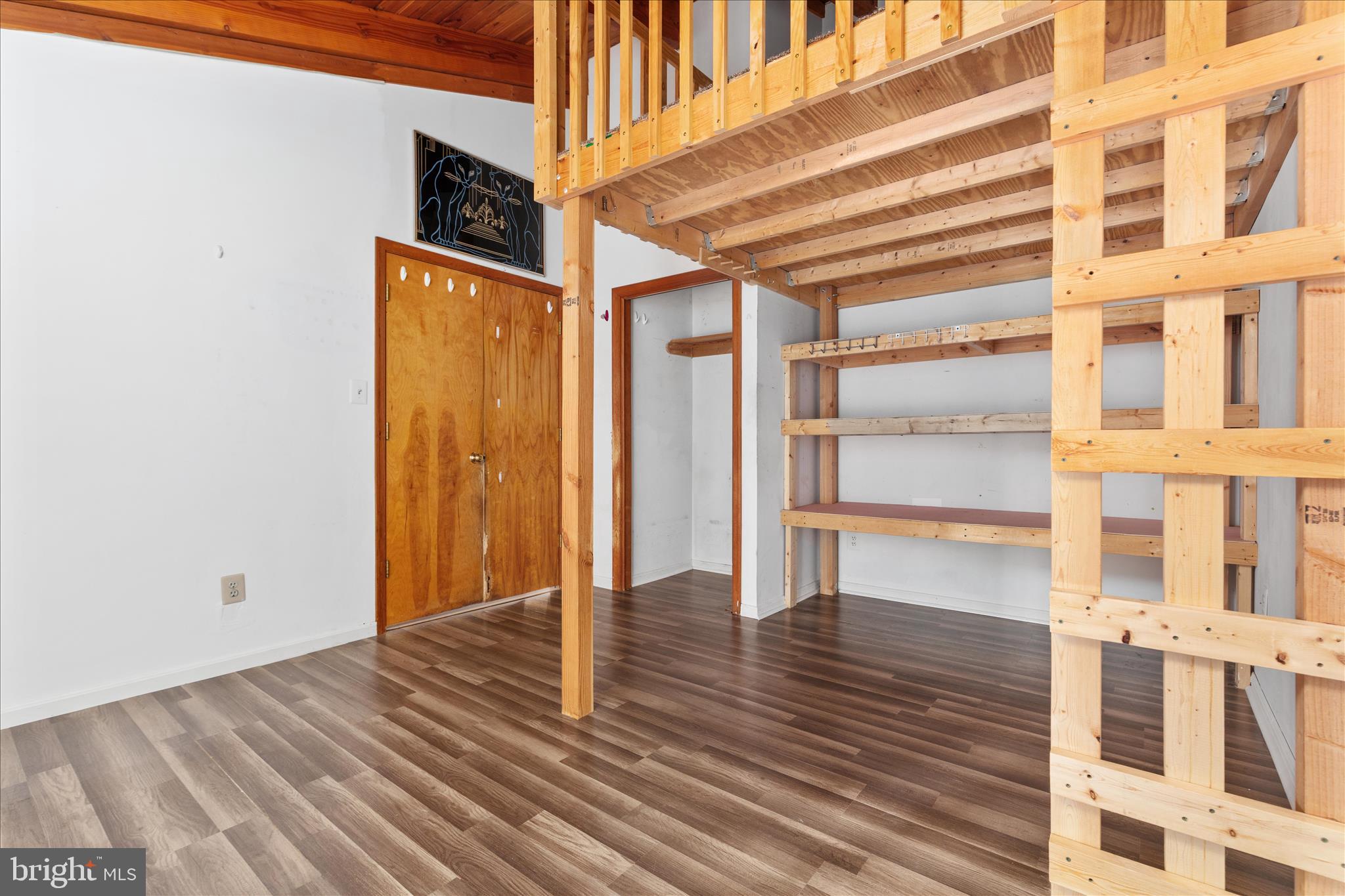 POMPS FARM ESTATES - Residential