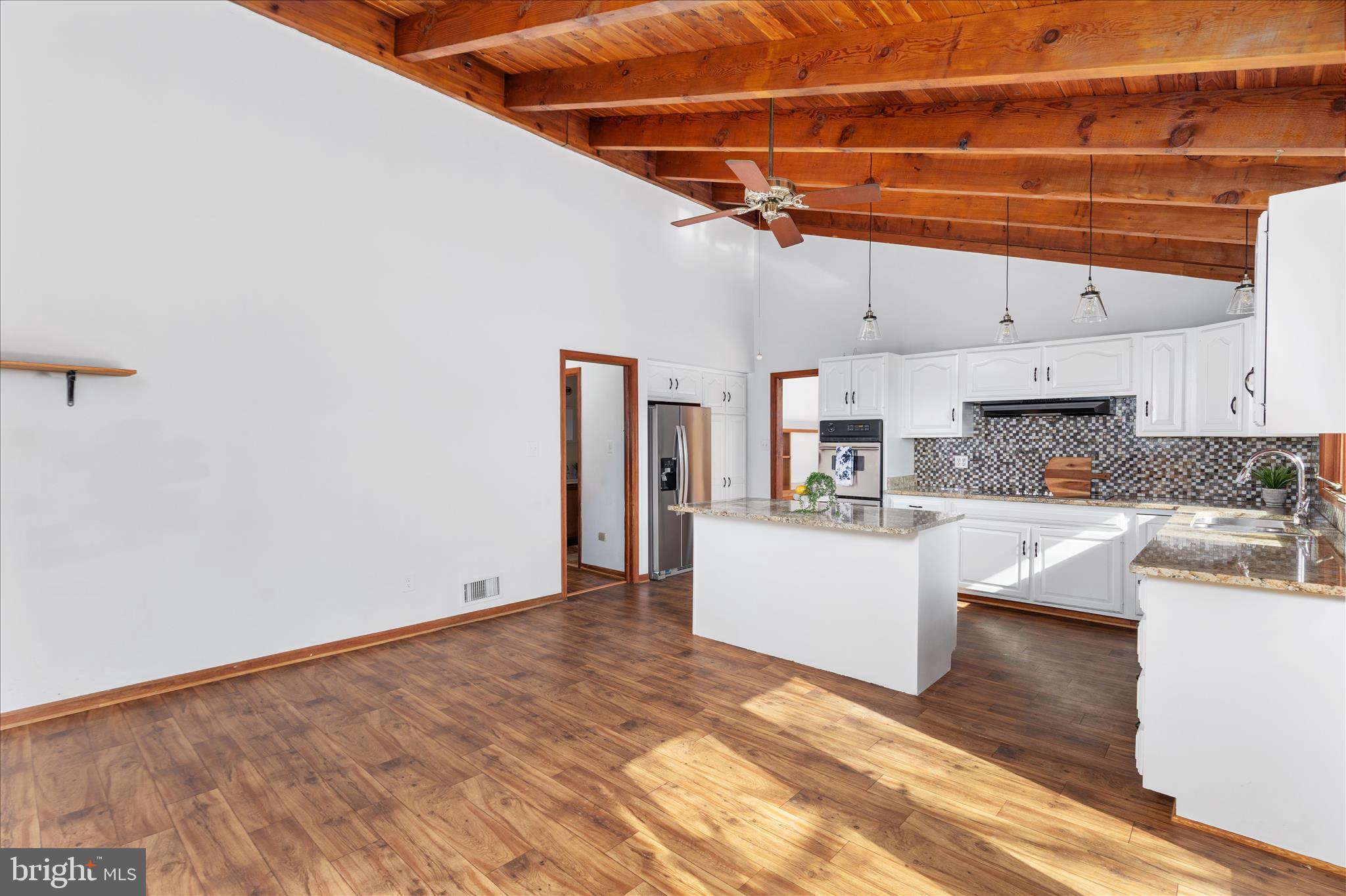 POMPS FARM ESTATES - Residential