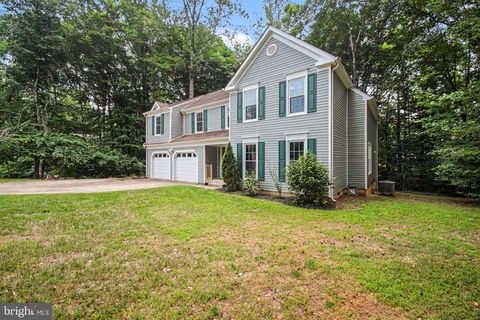 Photo of 202 Harpoon Cove, STAFFORD, VA 22554 (MLS # VAST2050412)