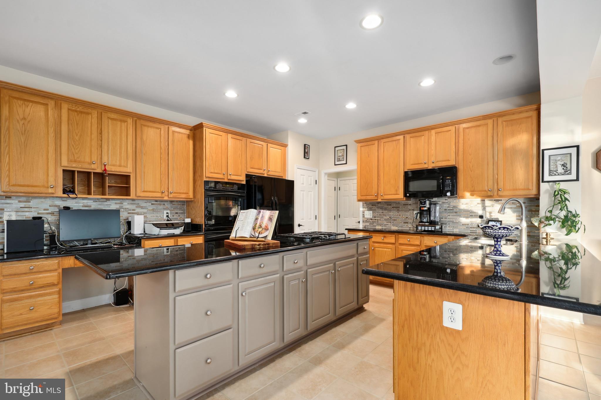 MAYFIELD TRACE - Residential