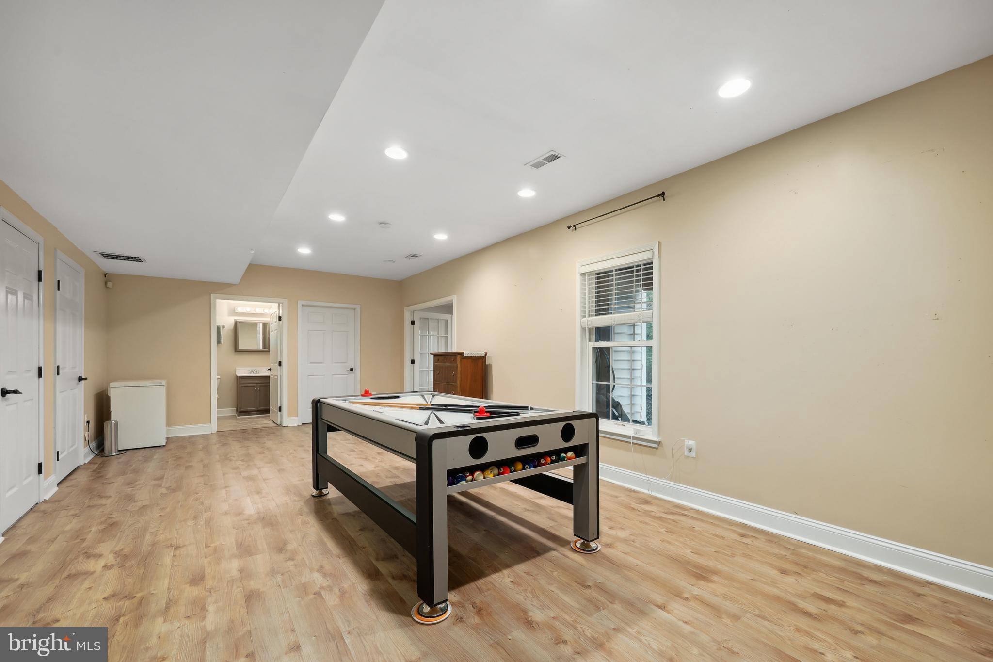 MAYFIELD TRACE - Residential