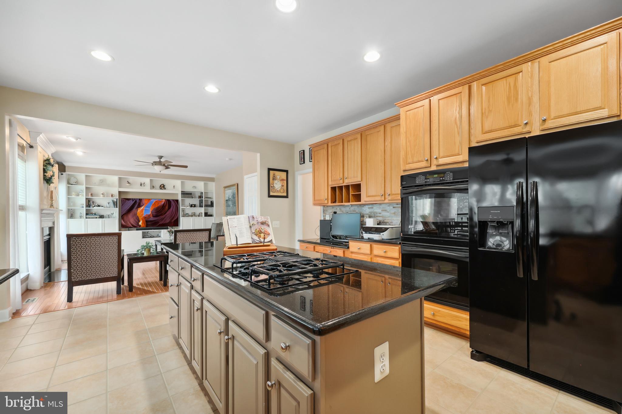 MAYFIELD TRACE - Residential