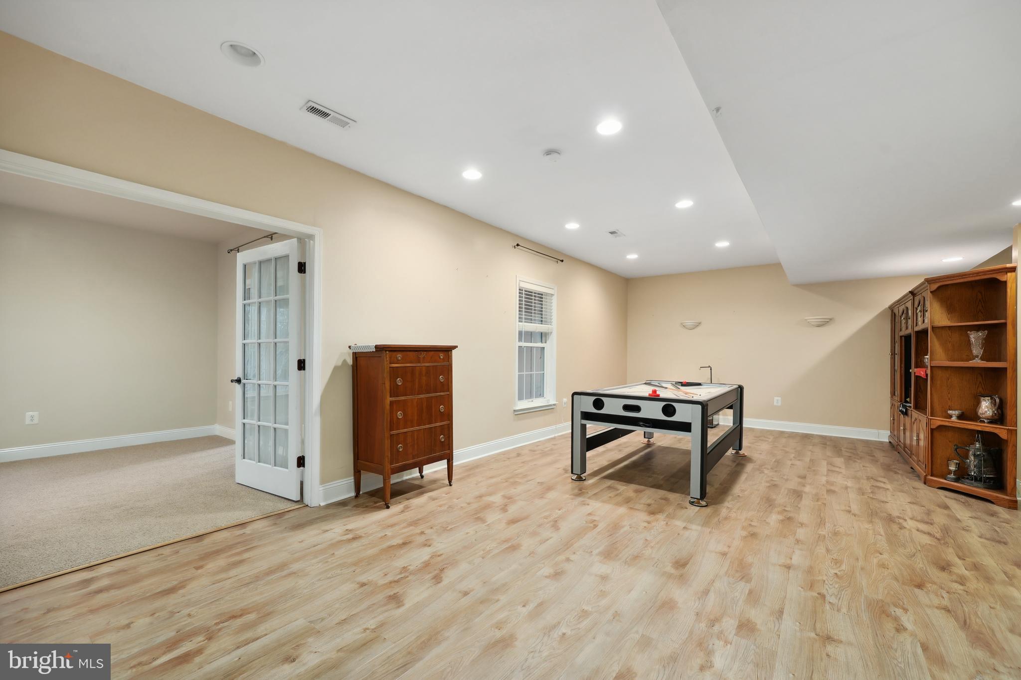 MAYFIELD TRACE - Residential