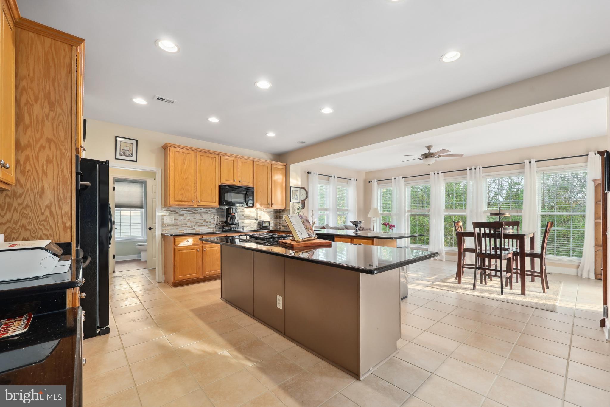 MAYFIELD TRACE - Residential