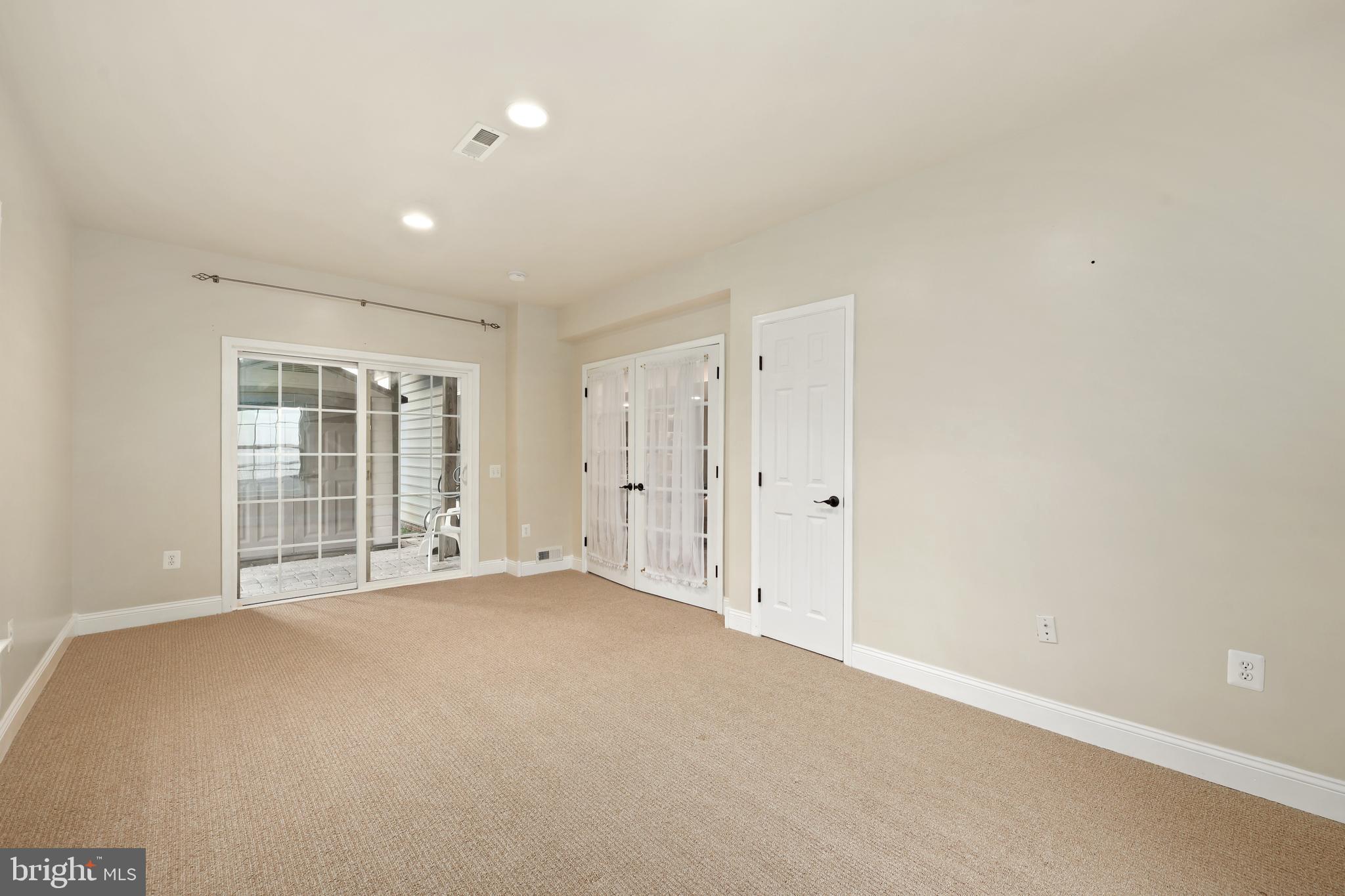 MAYFIELD TRACE - Residential