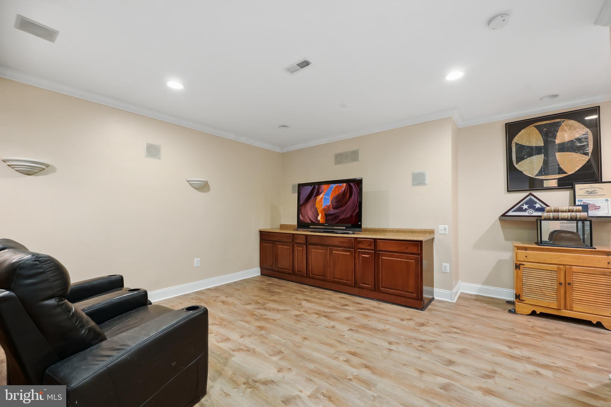 MAYFIELD TRACE - Residential