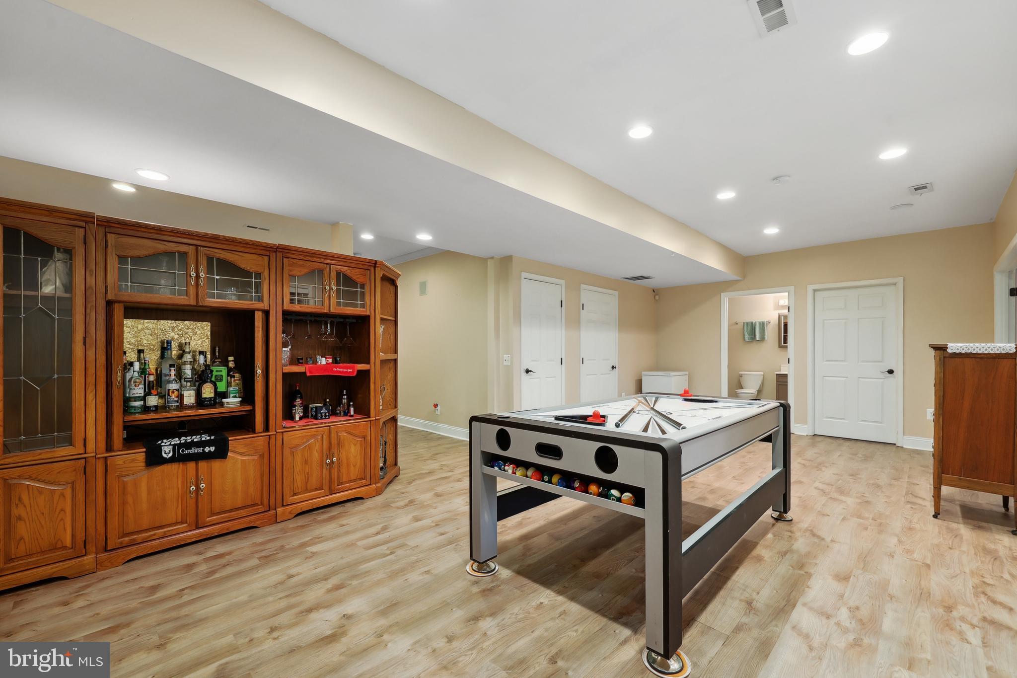 MAYFIELD TRACE - Residential