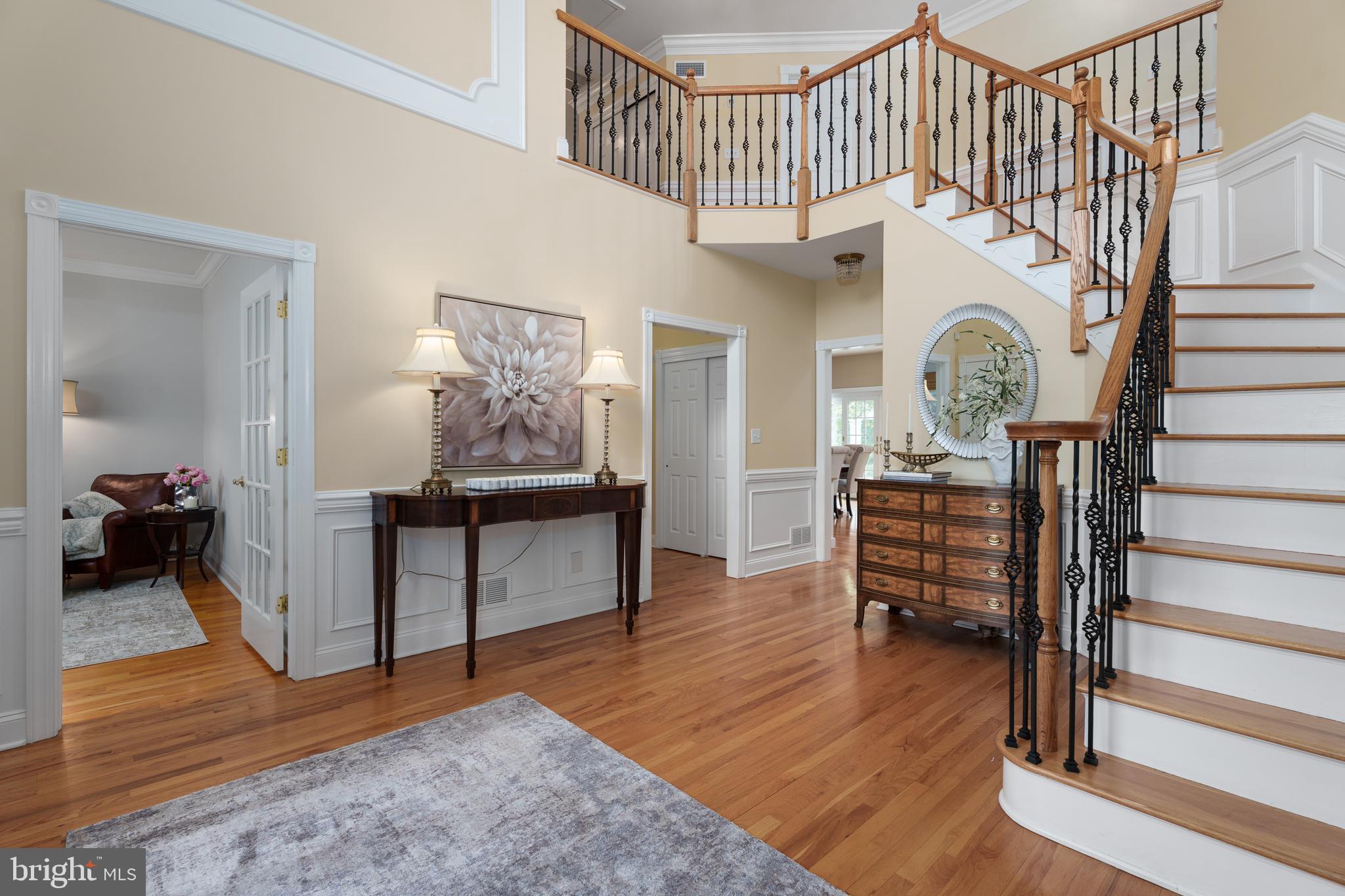 7 SILVER MAPLE COURT