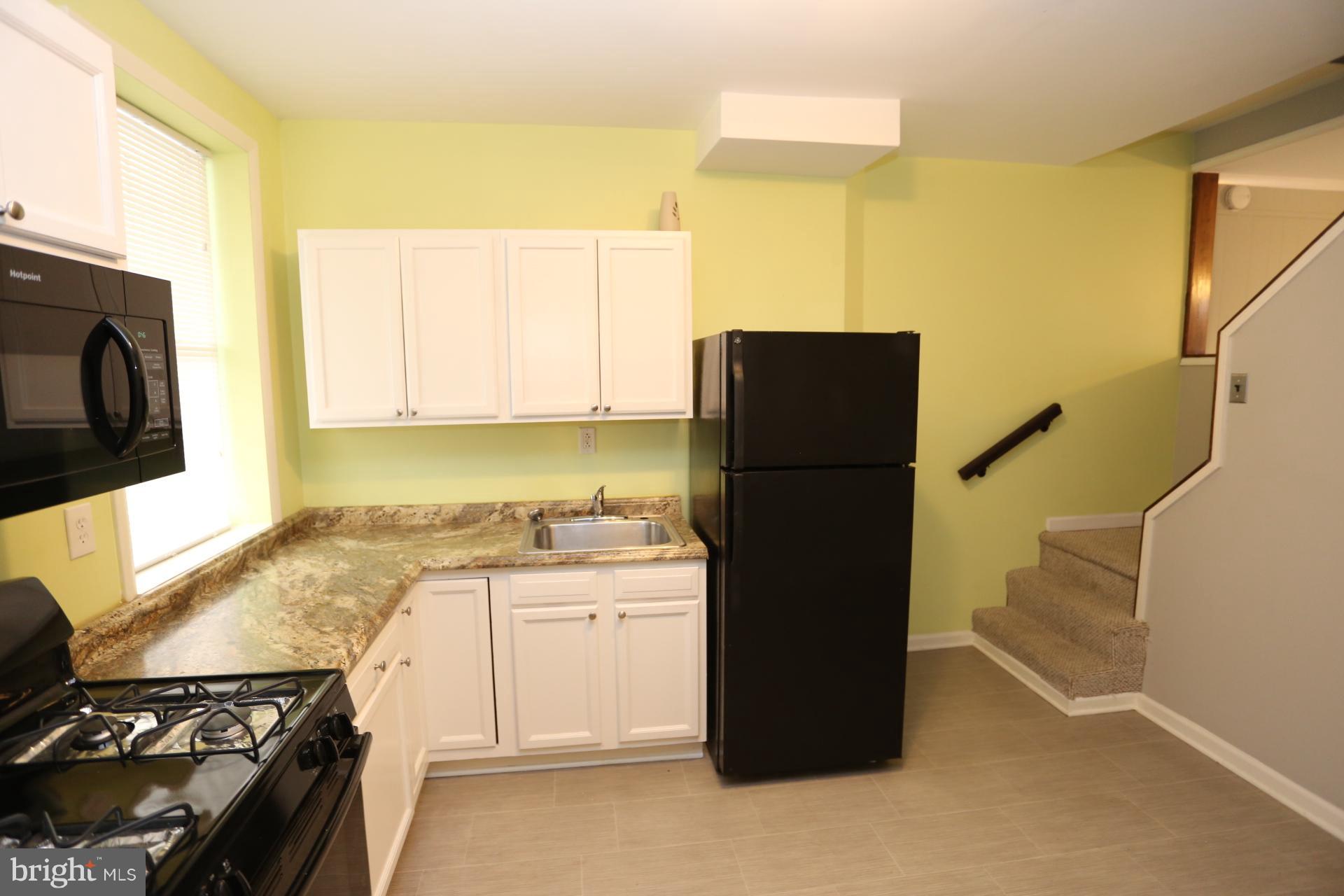 HIGHLANDTOWN - Residential Lease
