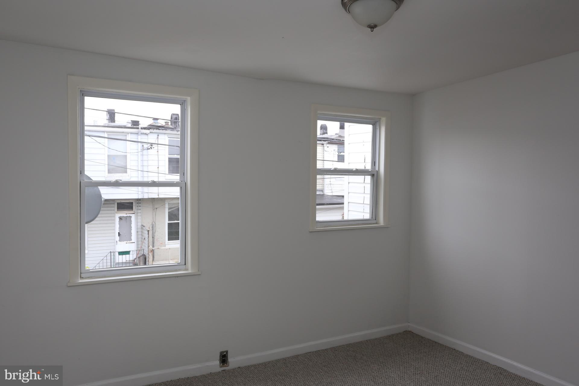 HIGHLANDTOWN - Residential Lease
